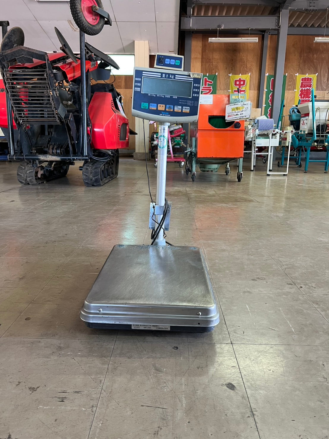 大和製衡株式会社　中古　デジタル台秤【ひょう量:30・60・120・150kg】＊DP-6100GP『茨城店　5827』