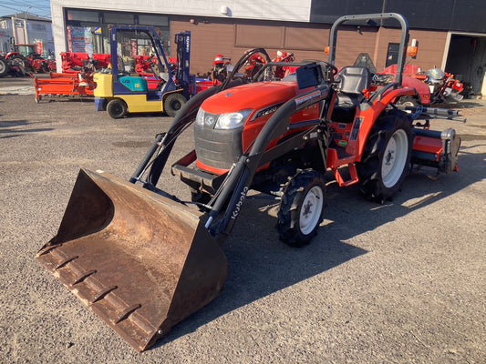 クボタ  中古   トラクター   22馬力   237時間    FT220BMAJ