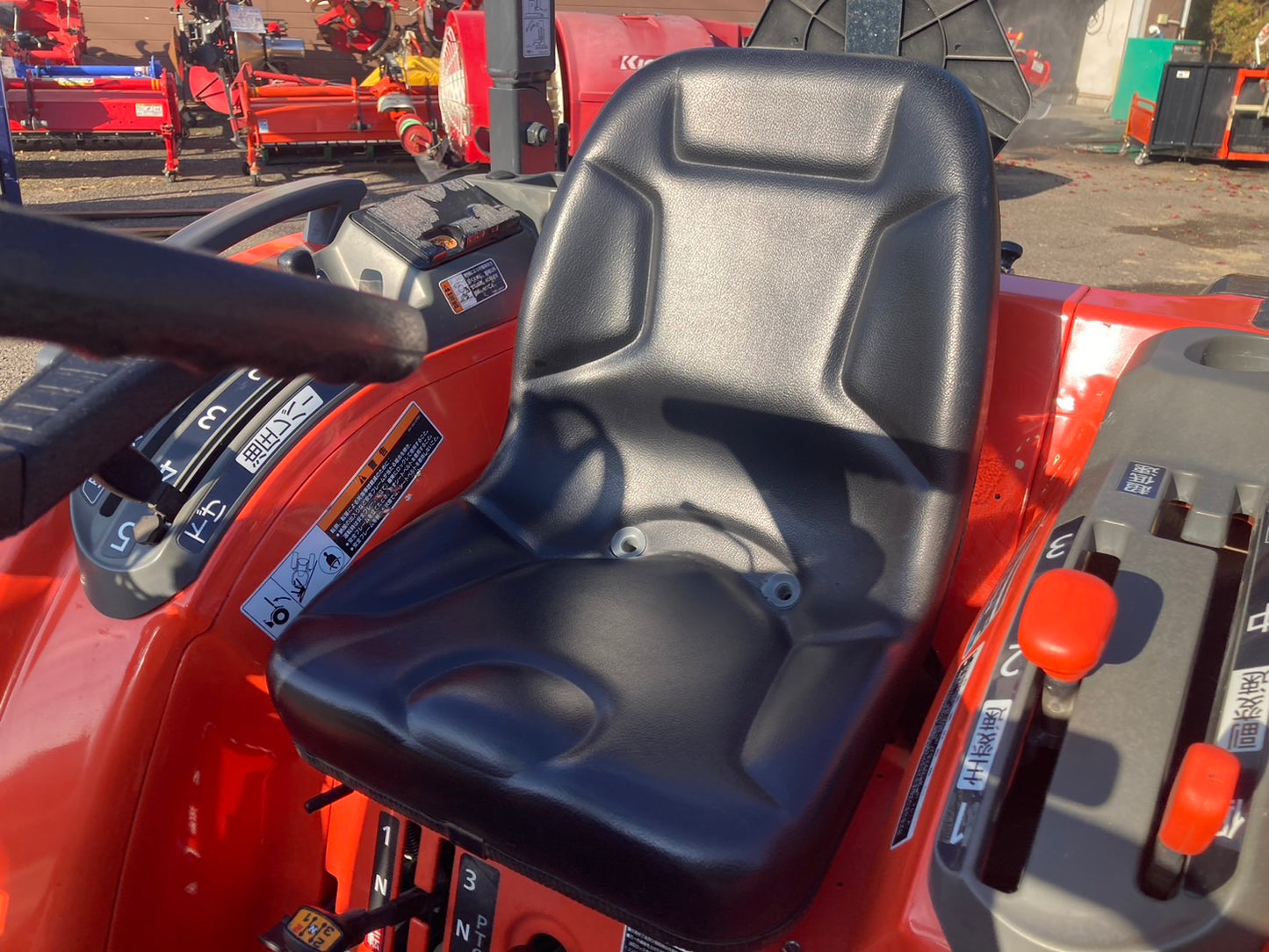 クボタ  中古   トラクター   22馬力   237時間    FT220BMAJ