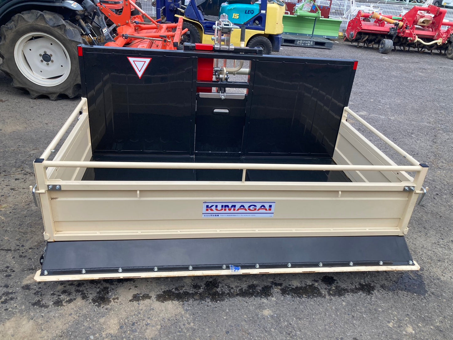 クマガイ   中古   整地キャリア   電動開閉    NA3R-1800