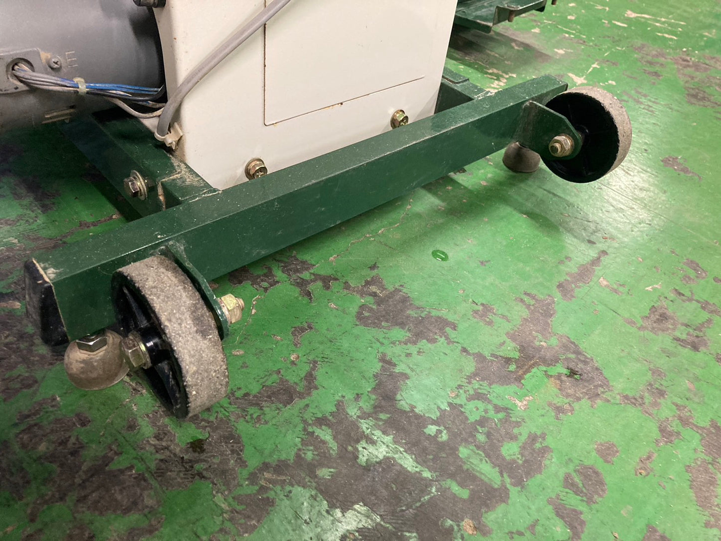 タイガーカワシマ   中古    米袋昇降機     LU-207L3