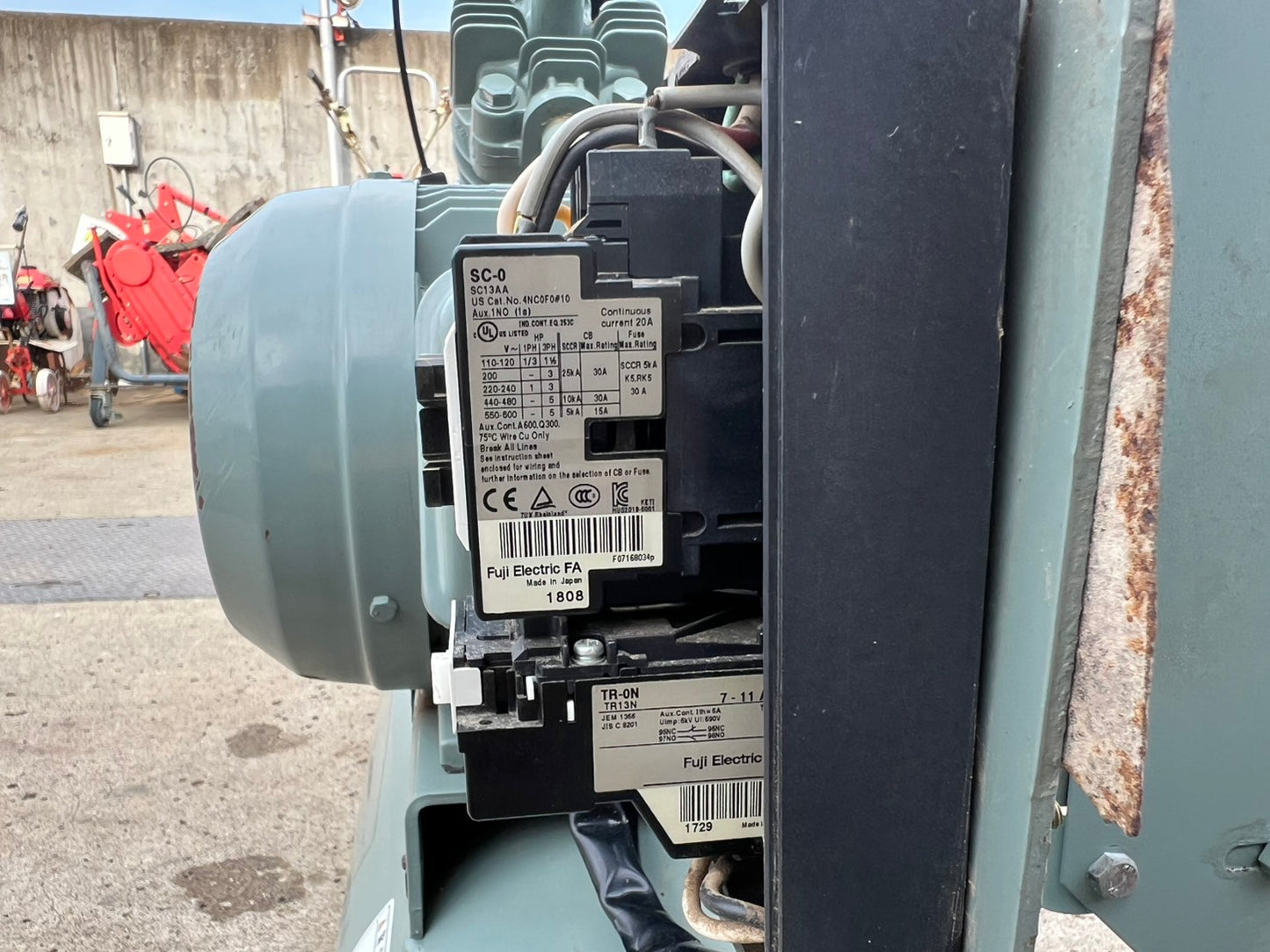 日立　中古　コンプレッサー【3馬力】＊2.2P-9.5VA5　50㎐『茨城店　5855』