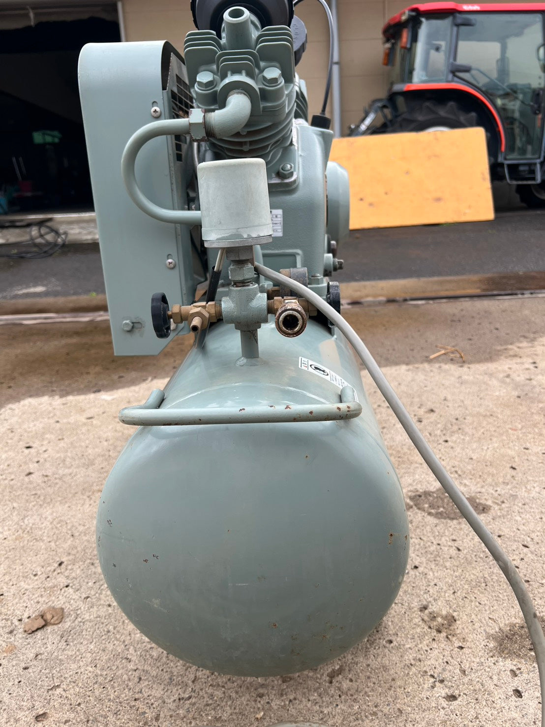 MTRさん専用 日立 中古 コンプレッサー【3馬力】＊2.2P-9.5VA5 50㎐『茨城店