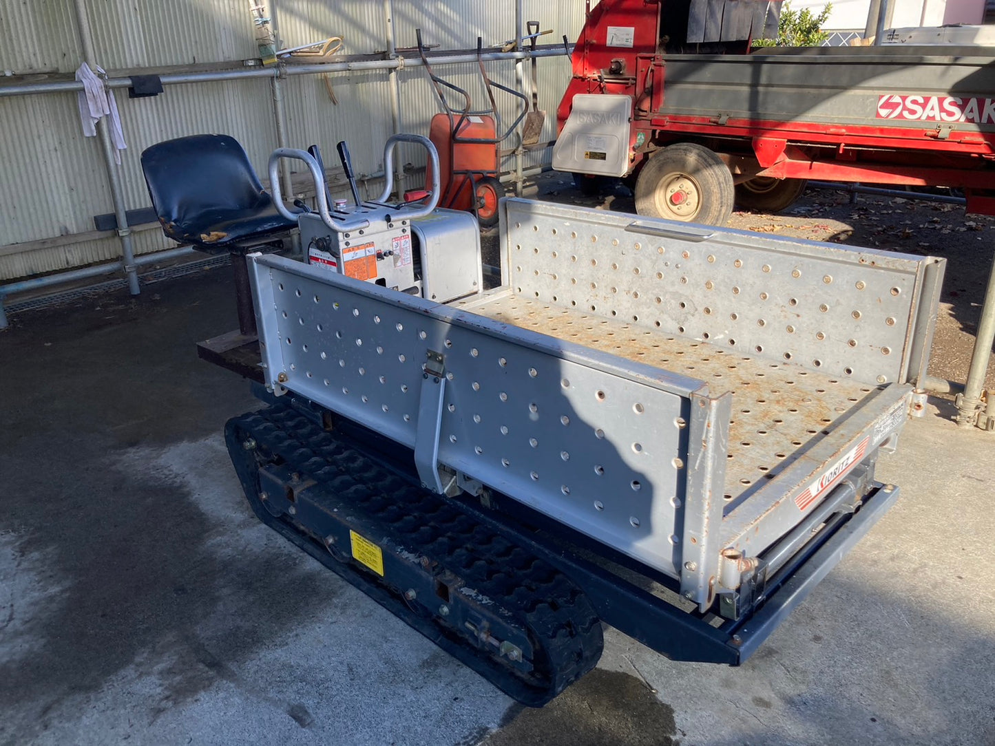 共立   中古   高所作業車   KCG26S