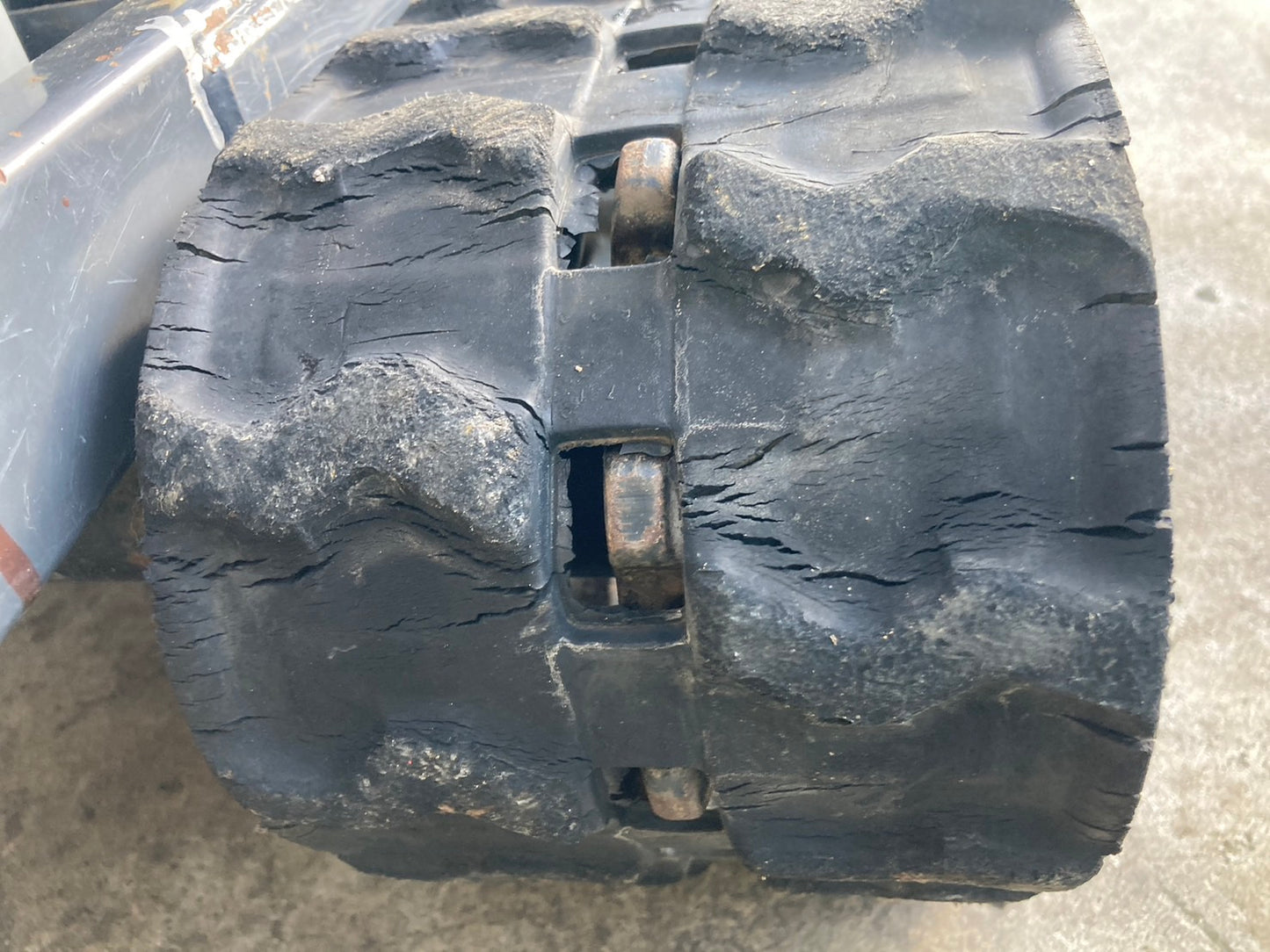 共立   中古   高所作業車   KCG26S