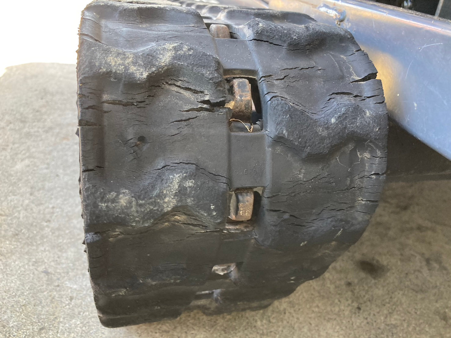 共立   中古   高所作業車   KCG26S