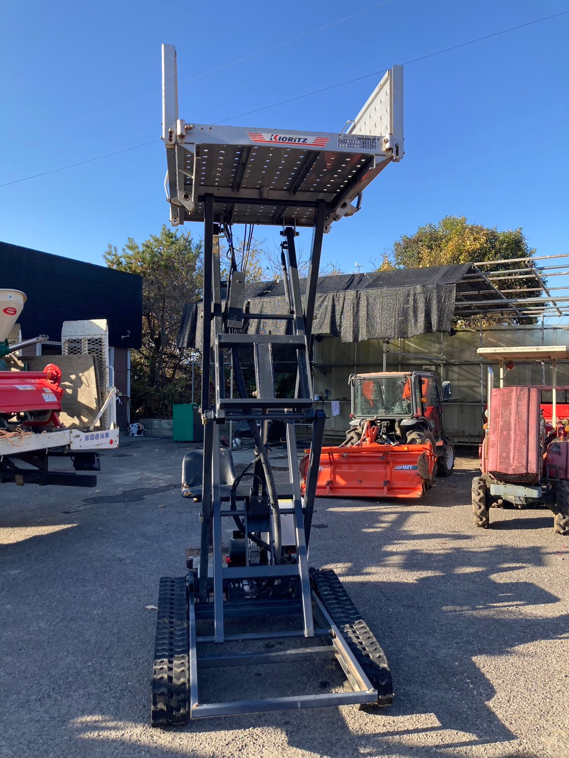 共立   中古   高所作業車   KCG26S