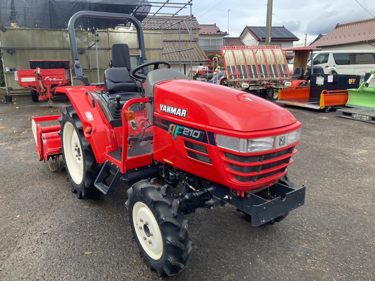 ヤンマー    中古    トラクター    21馬力    AF-210
