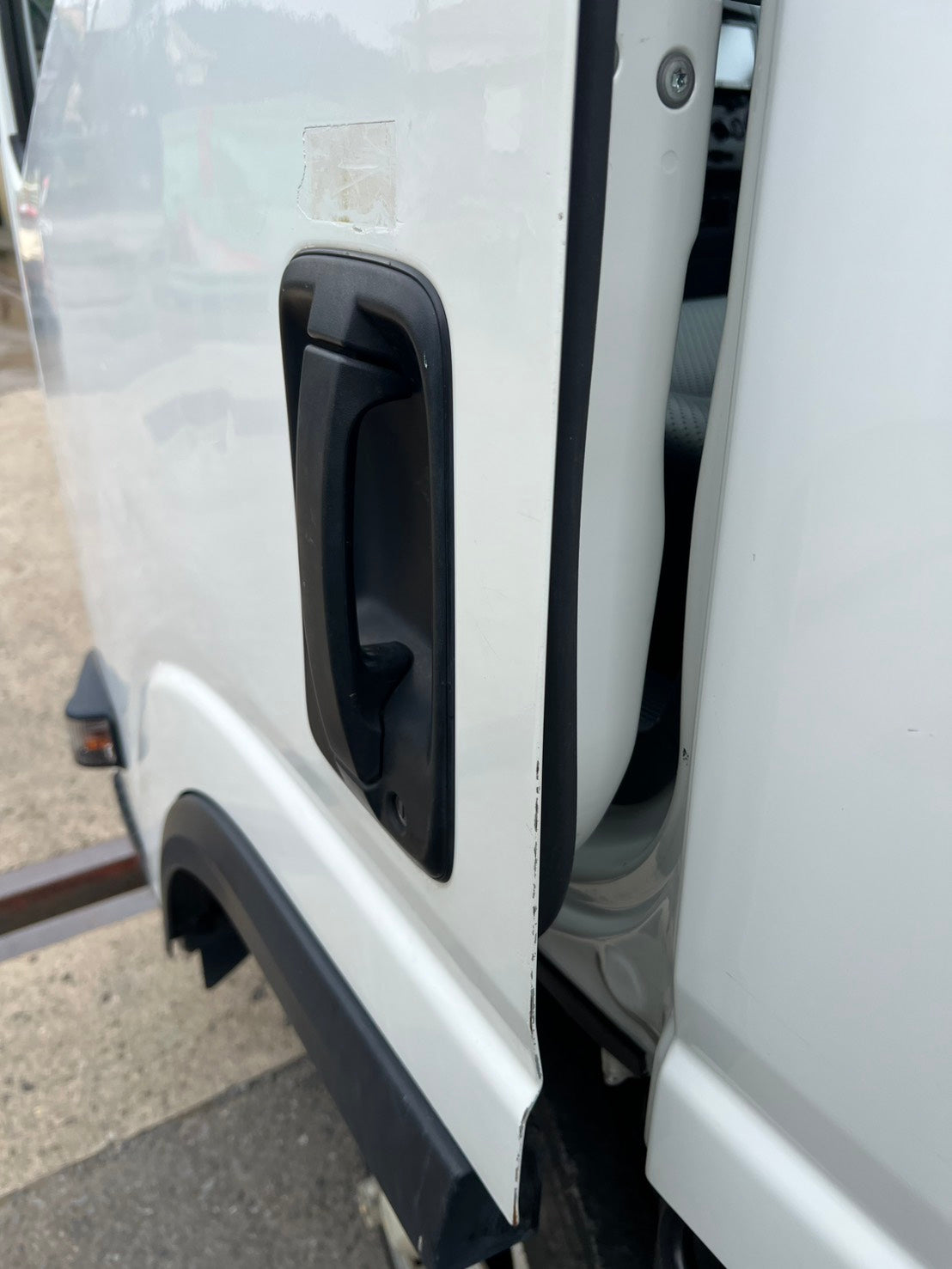 いすゞ　中古　箱バン【2トン】＊TPG-NMR85AN『茨城店　5832』