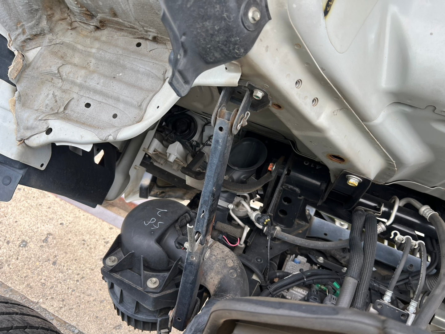 いすゞ　中古　箱バン【2トン】＊TPG-NMR85AN『茨城店　5832』