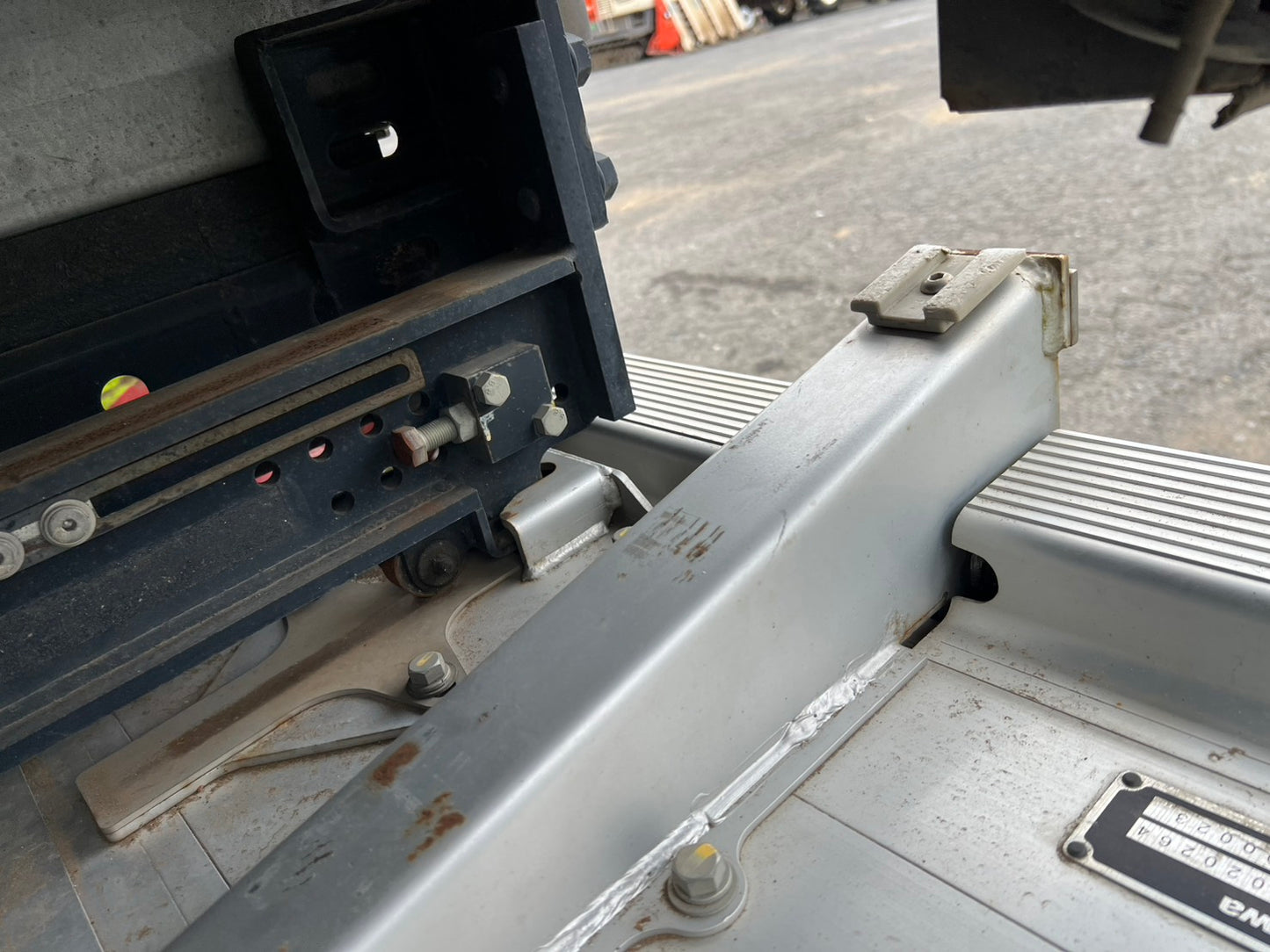 いすゞ　中古　箱バン【2トン】＊TPG-NMR85AN『茨城店　5832』