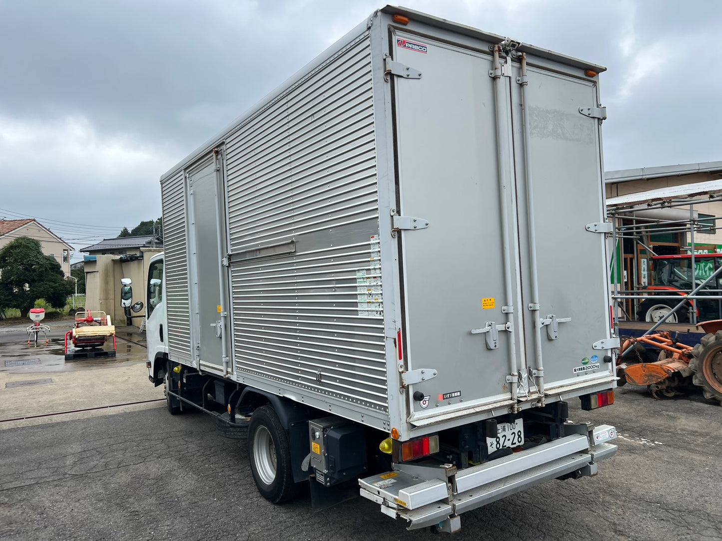 いすゞ　中古　箱バン【2トン】＊TPG-NMR85AN『茨城店　5832』