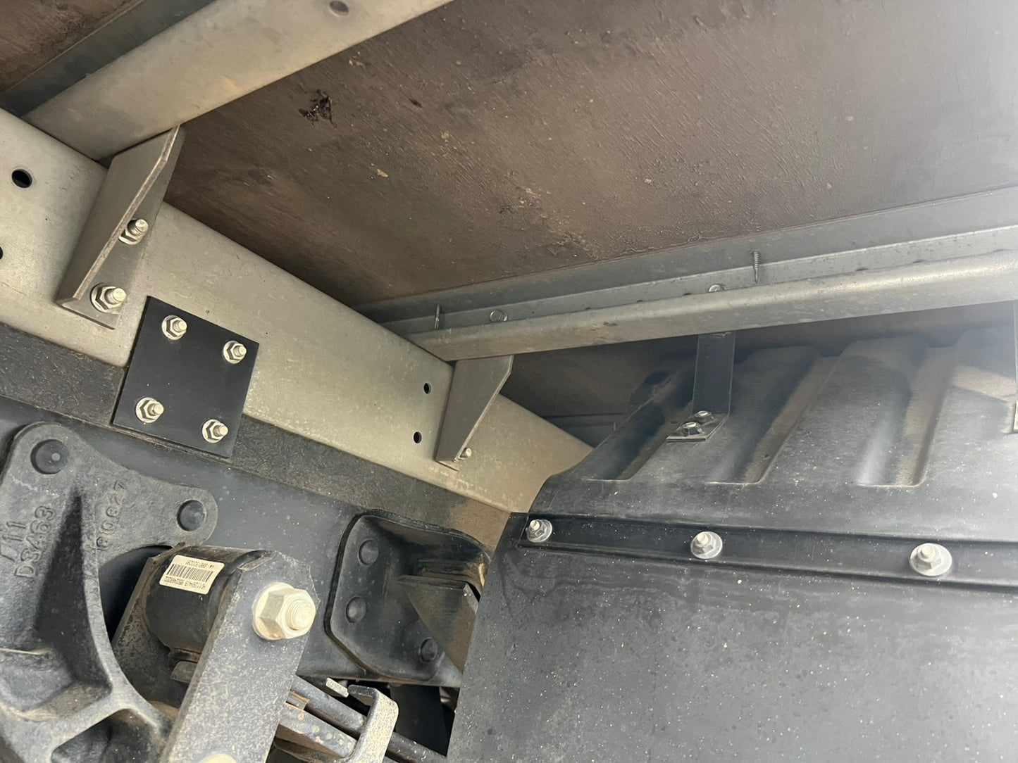 いすゞ　中古　箱バン【2トン】＊TPG-NMR85AN『茨城店　5832』