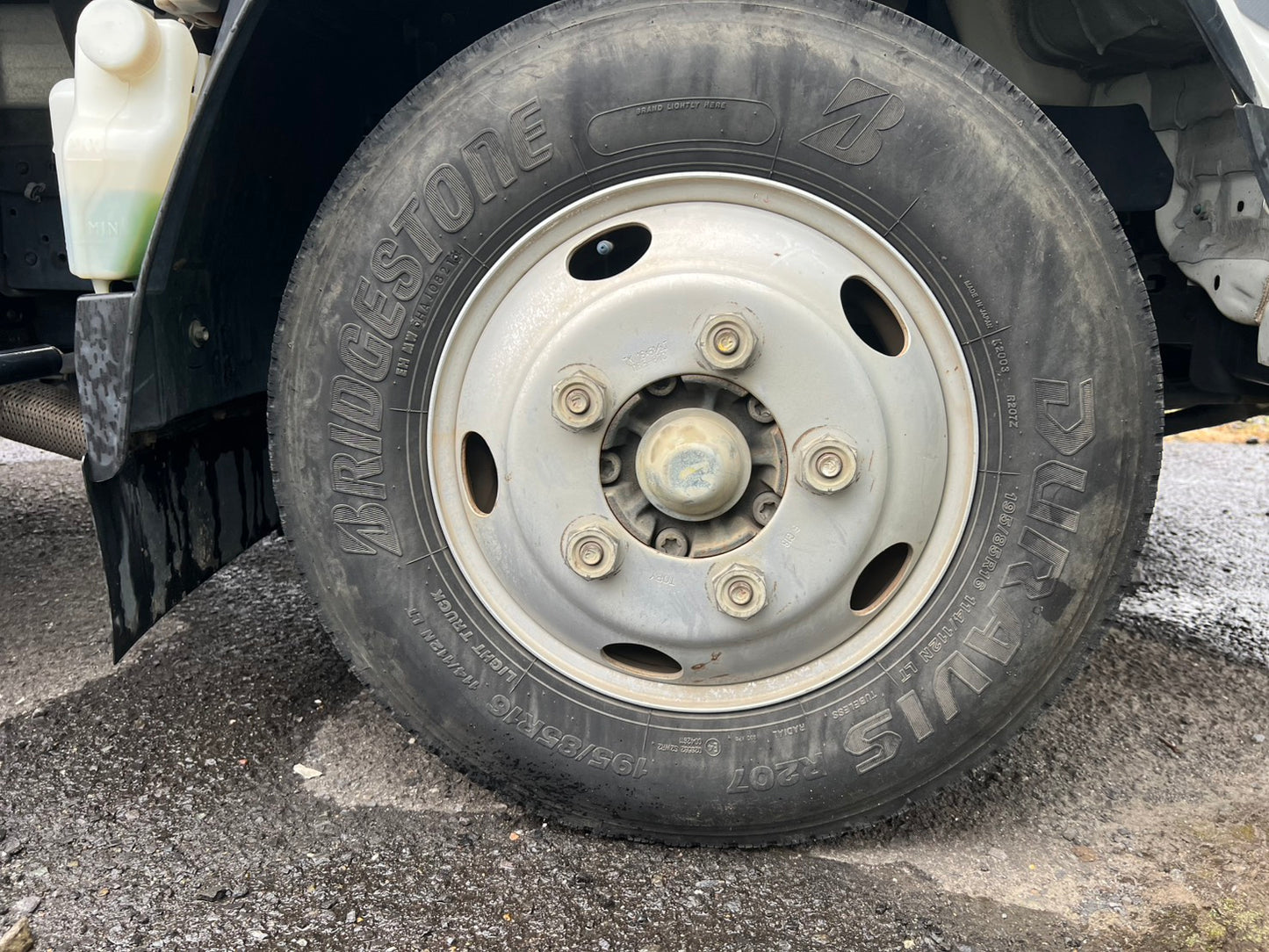 いすゞ　中古　箱バン【2トン】＊TPG-NMR85AN『茨城店　5832』