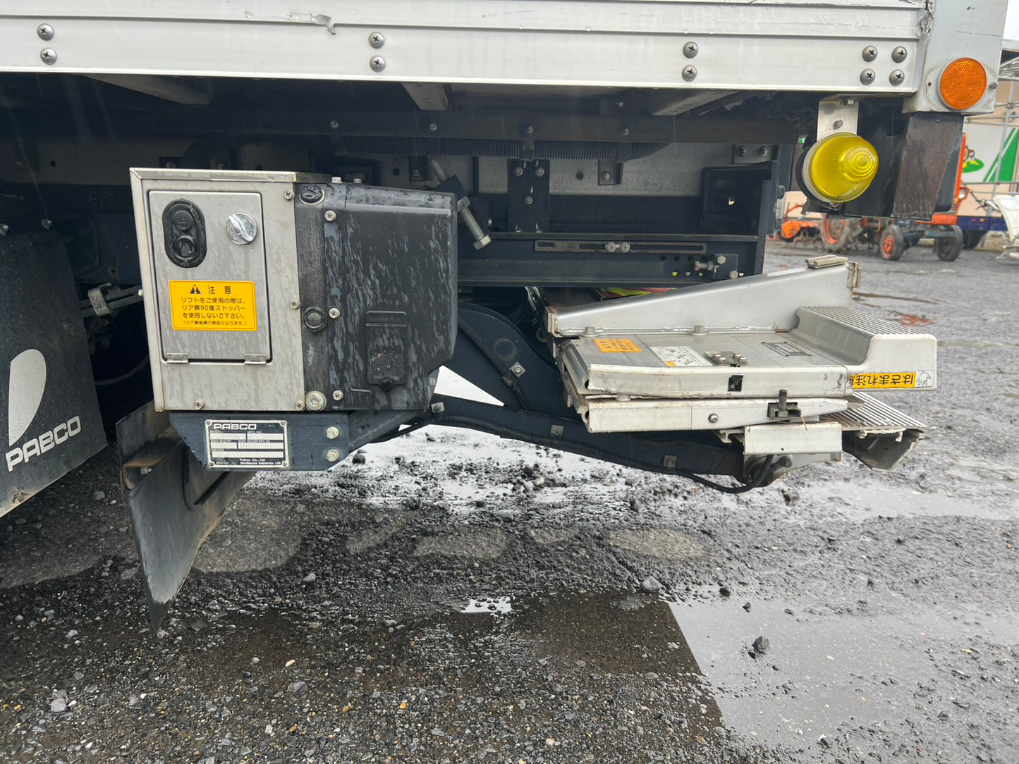 いすゞ　中古　箱バン【2トン】＊TPG-NMR85AN『茨城店　5832』