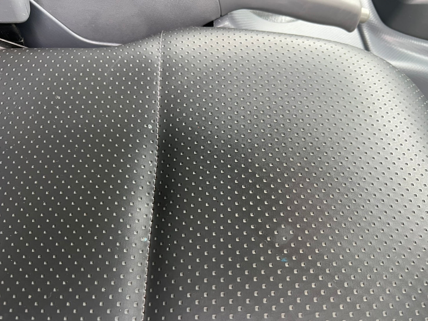 いすゞ　中古　箱バン【2トン】＊TPG-NMR85AN『茨城店　5832』