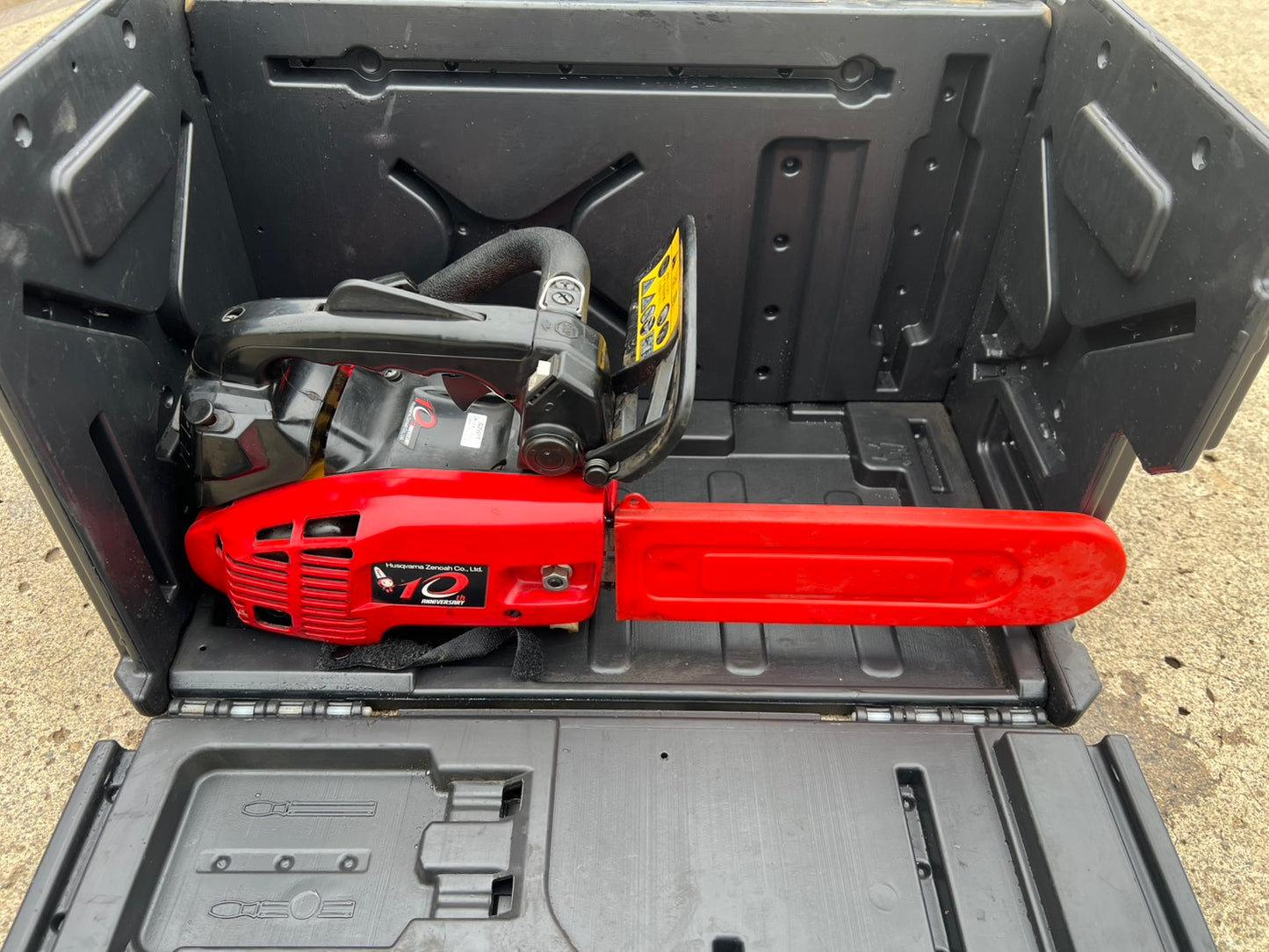 ハスクバーナ・ゼノア(株)　中古　チェンソー【特製BOX】＊スーパーこがるG2551T-Premium『茨城店　5797』