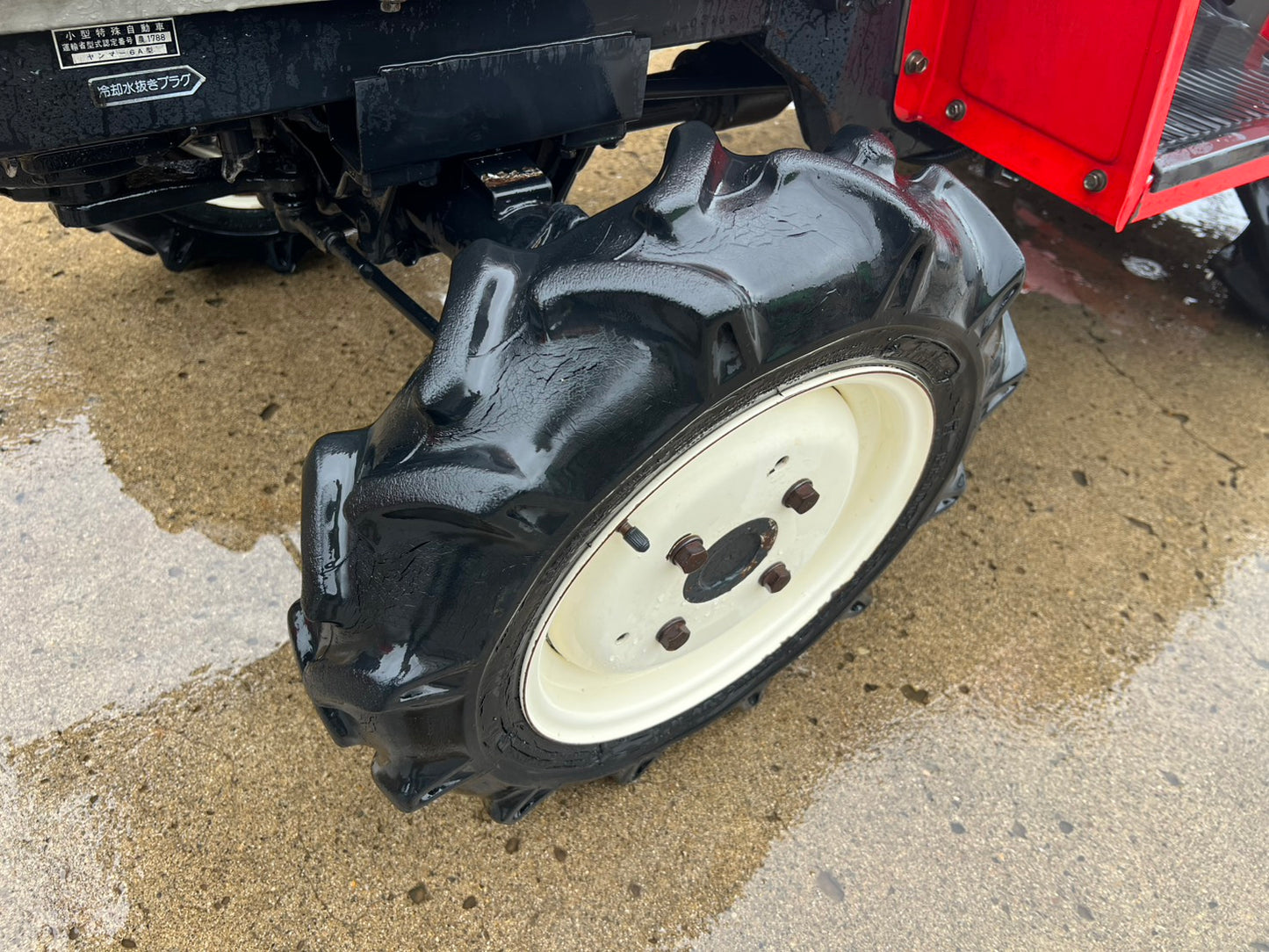 ヤンマー　中古　トラクタ＋ロータリ【左前輪オイル滲み】＊F-5＋RSA1203『茨城店　5858』