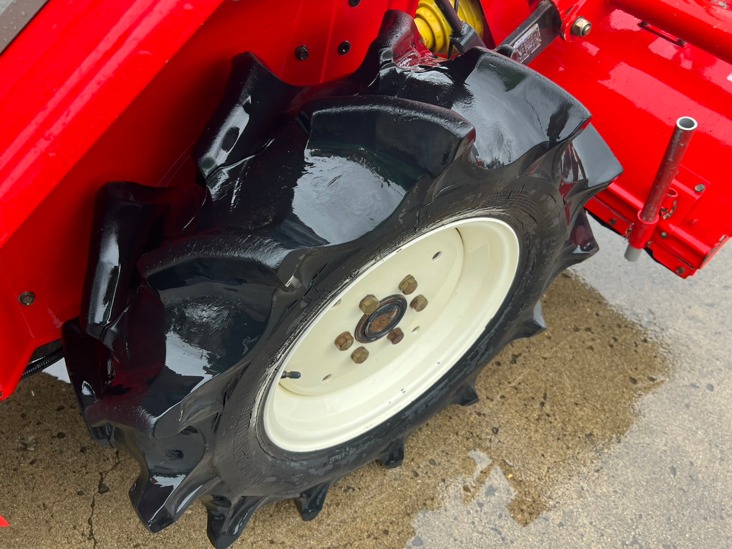 ヤンマー　中古　トラクタ＋ロータリ【左前輪オイル滲み】＊F-5＋RSA1203『茨城店　5858』