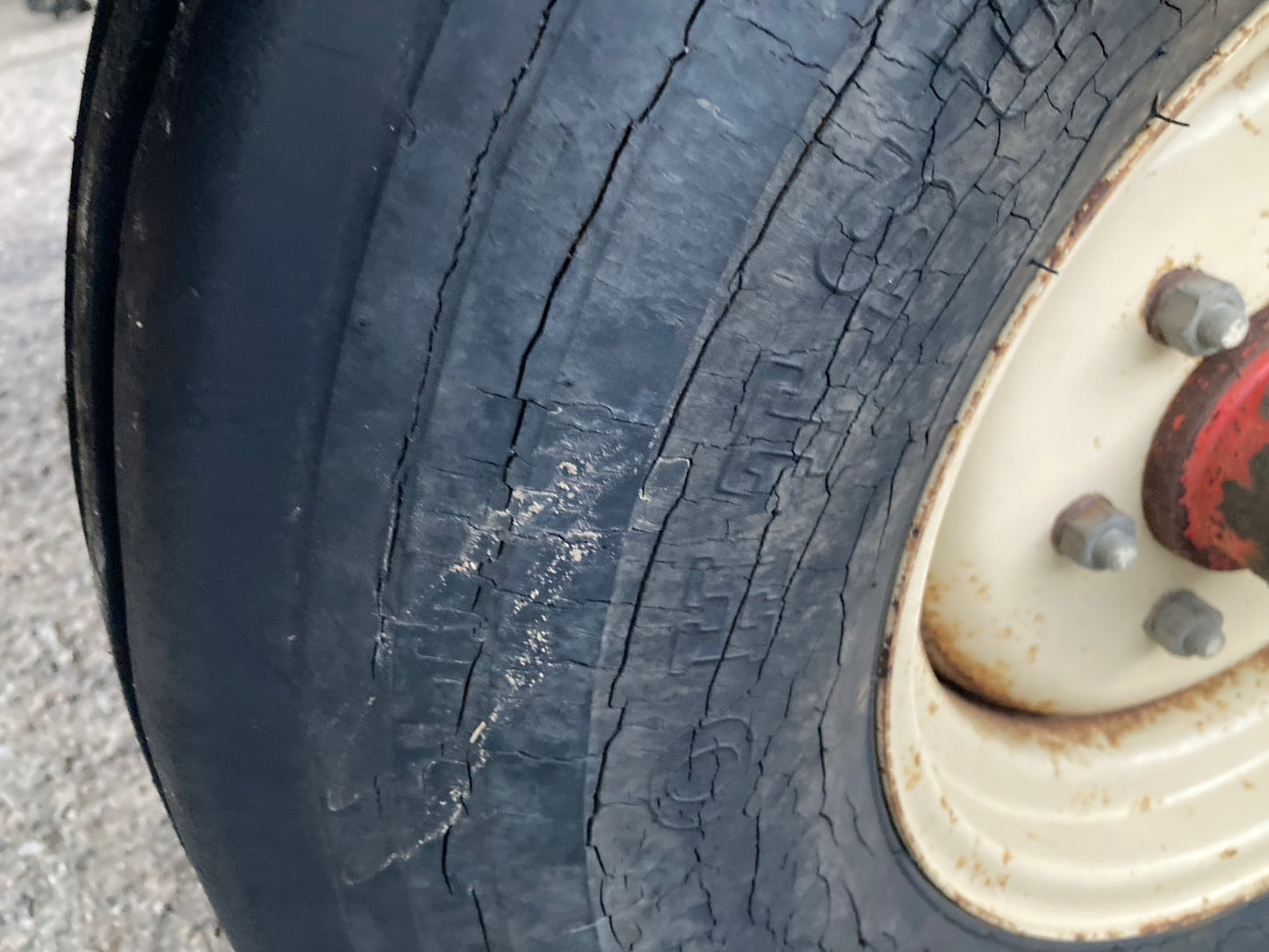 ササキ      中古      マニアスプレッター      GT-1100