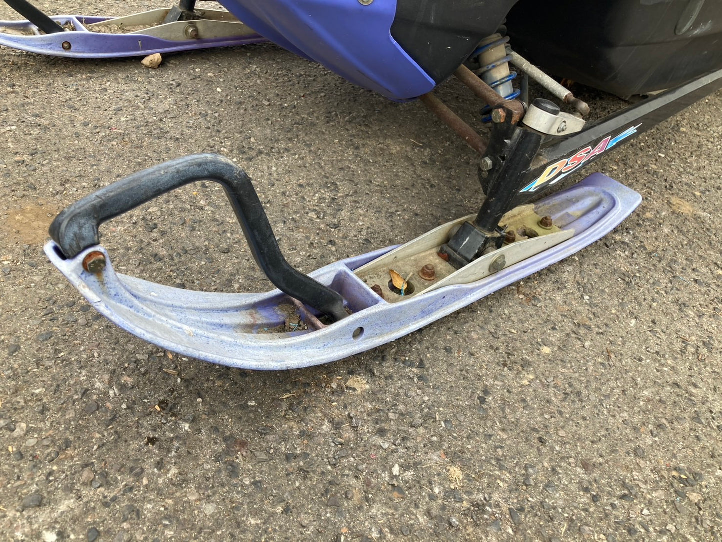 【ジャンク品】スキードゥー    中古    スノーモービル    ROTAX670