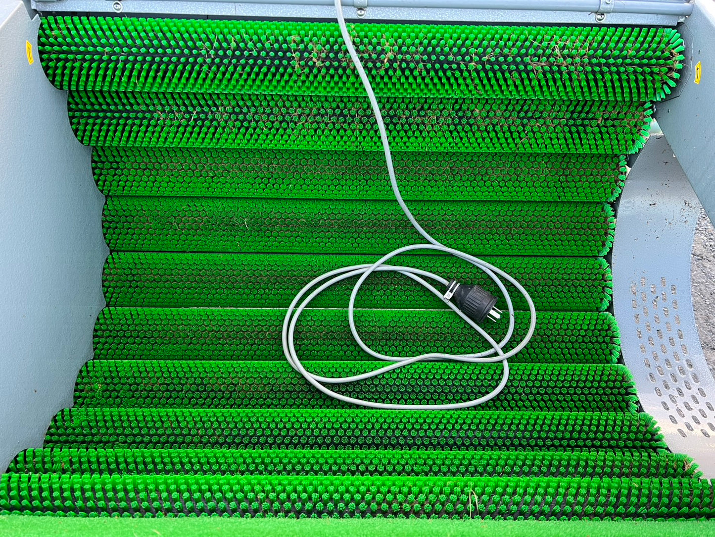 共立　中古　野菜洗浄機【人参にて使用】＊KNU1007SR-10『茨城店  5998』