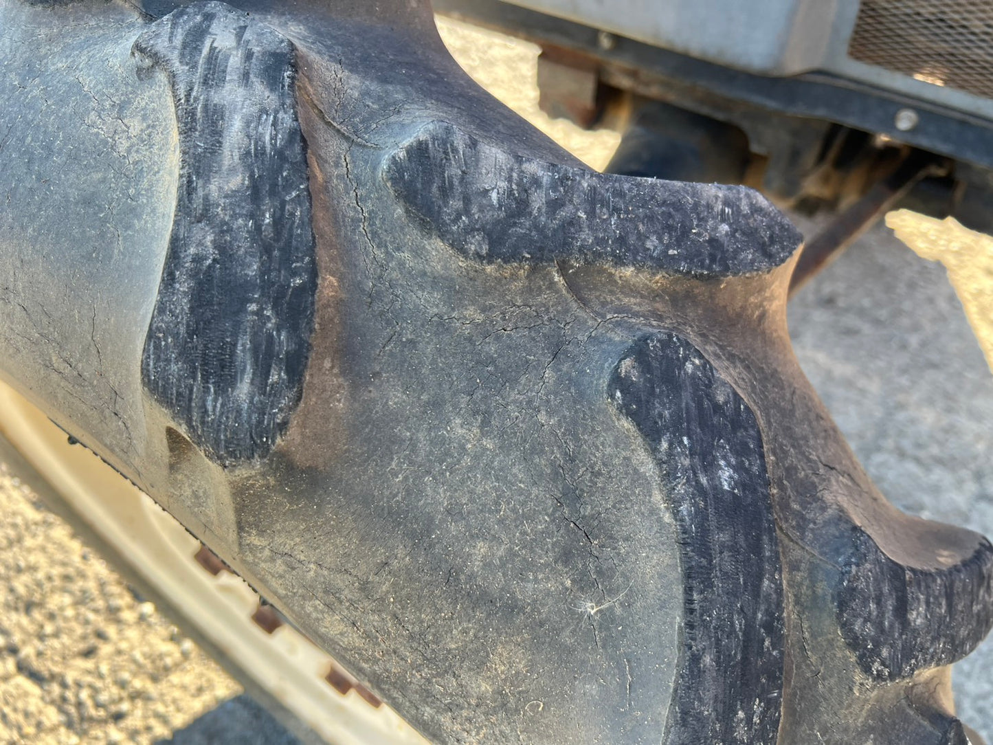 ヤンマー　中古　トラクター＋ロータリー【部品取り用】＊FX32＋SX1700『茨城店　5848』