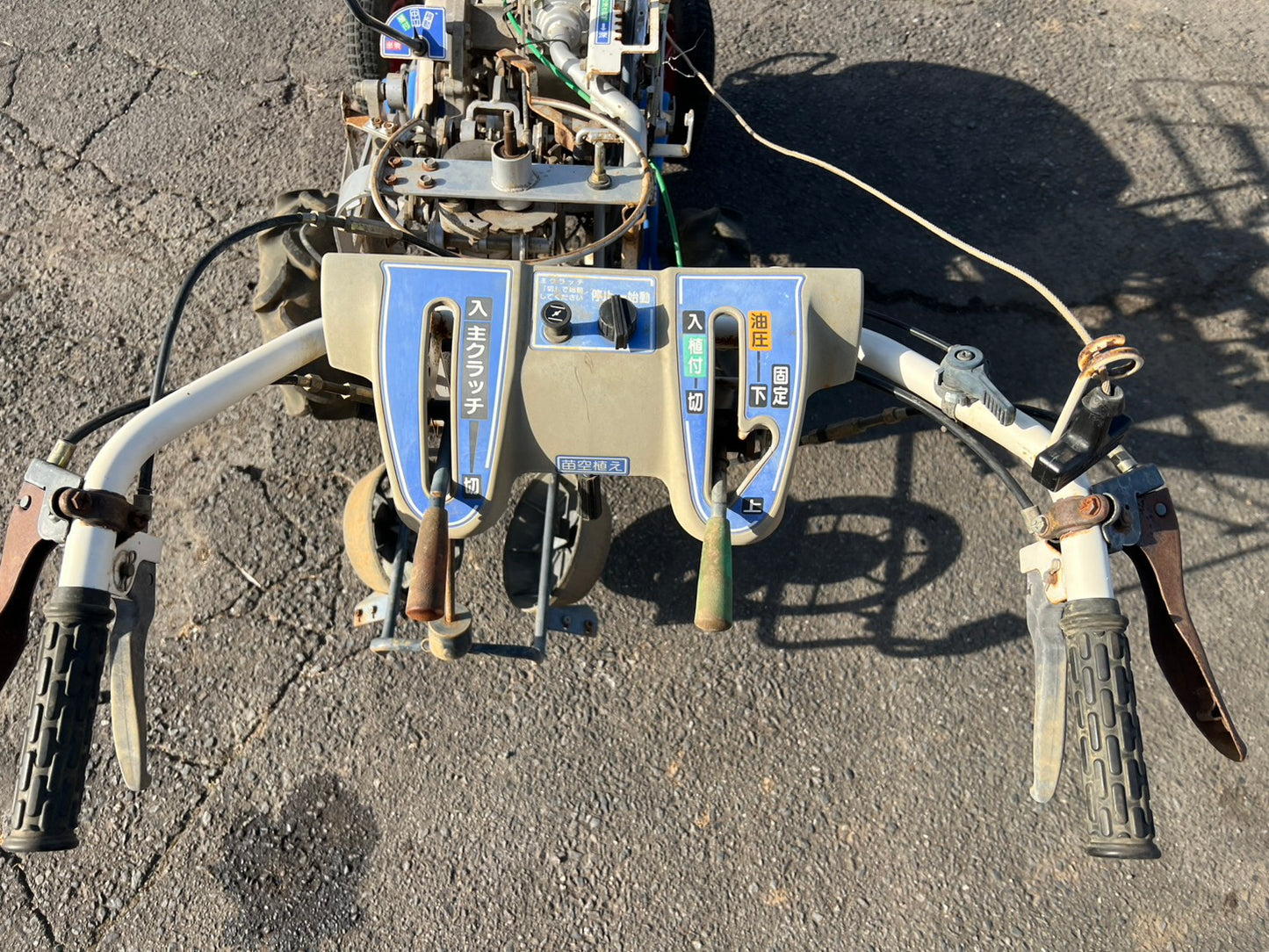 【ジャンク品】イセキ　中古　野菜移植機　＊PVH1-60『茨城店　5989』