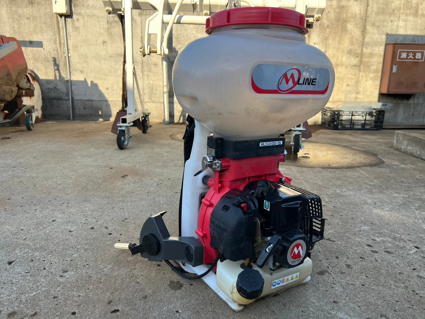 丸山 中古 背負動力散布機【15ℓ】＊MLD4100-15『茨城店 6176』 – 農キング