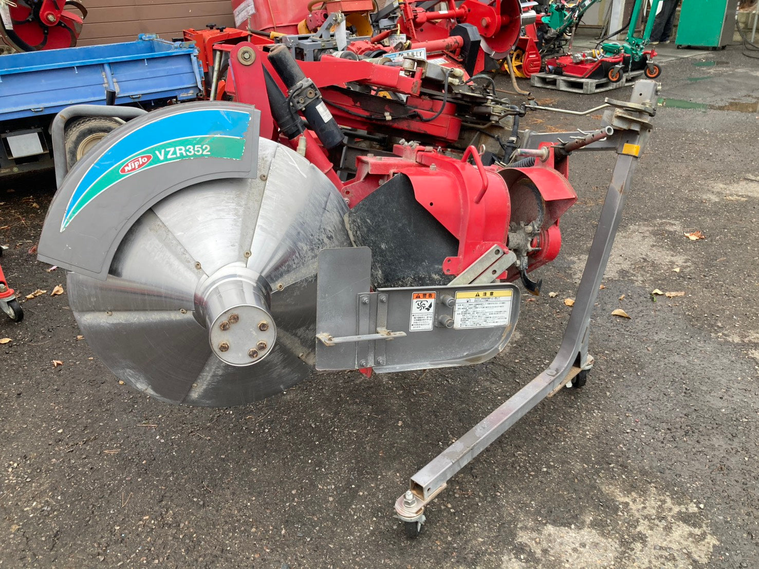 ニプロ 中古 畦塗機 電動オフセット VZR352E-0S – 農キング