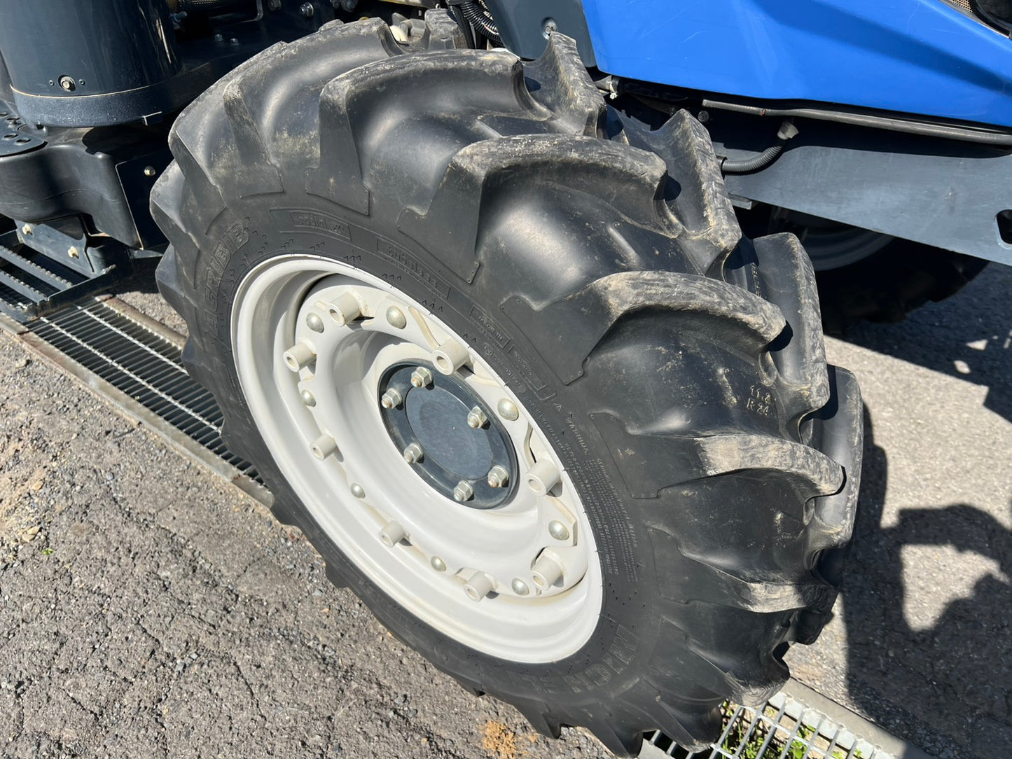 井関農機　中古　トラクタ【98馬力　油圧2連】＊TJV985『茨城店　6130』T.JapanV　５シーリーズ