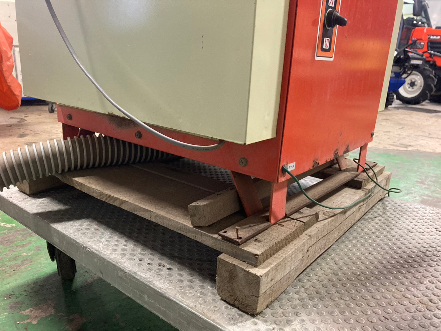 みのる    中古    ポット苗箱洗浄機    LSCE-3②