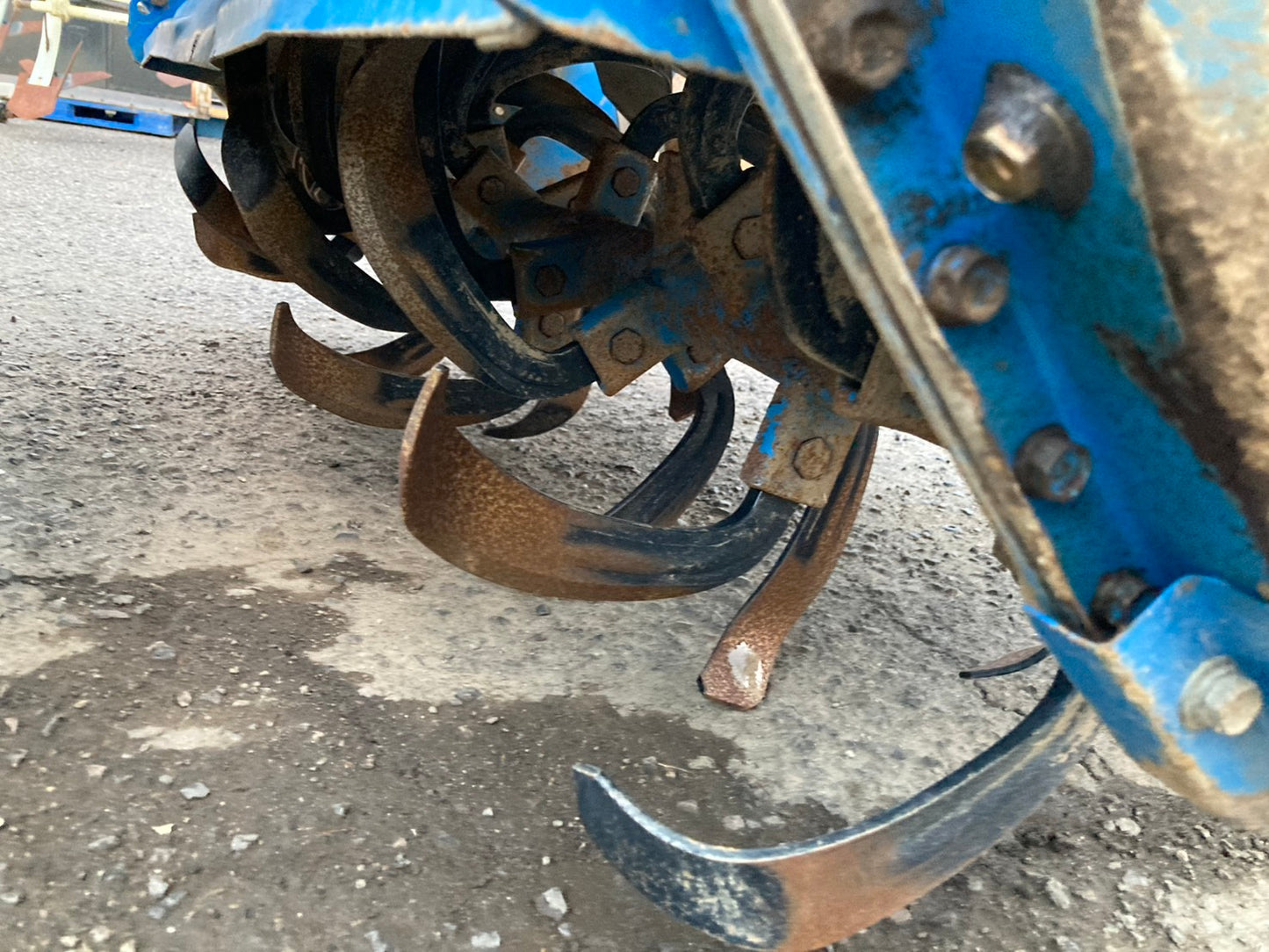 ミツビシ    中古   トラクター   MT1601D