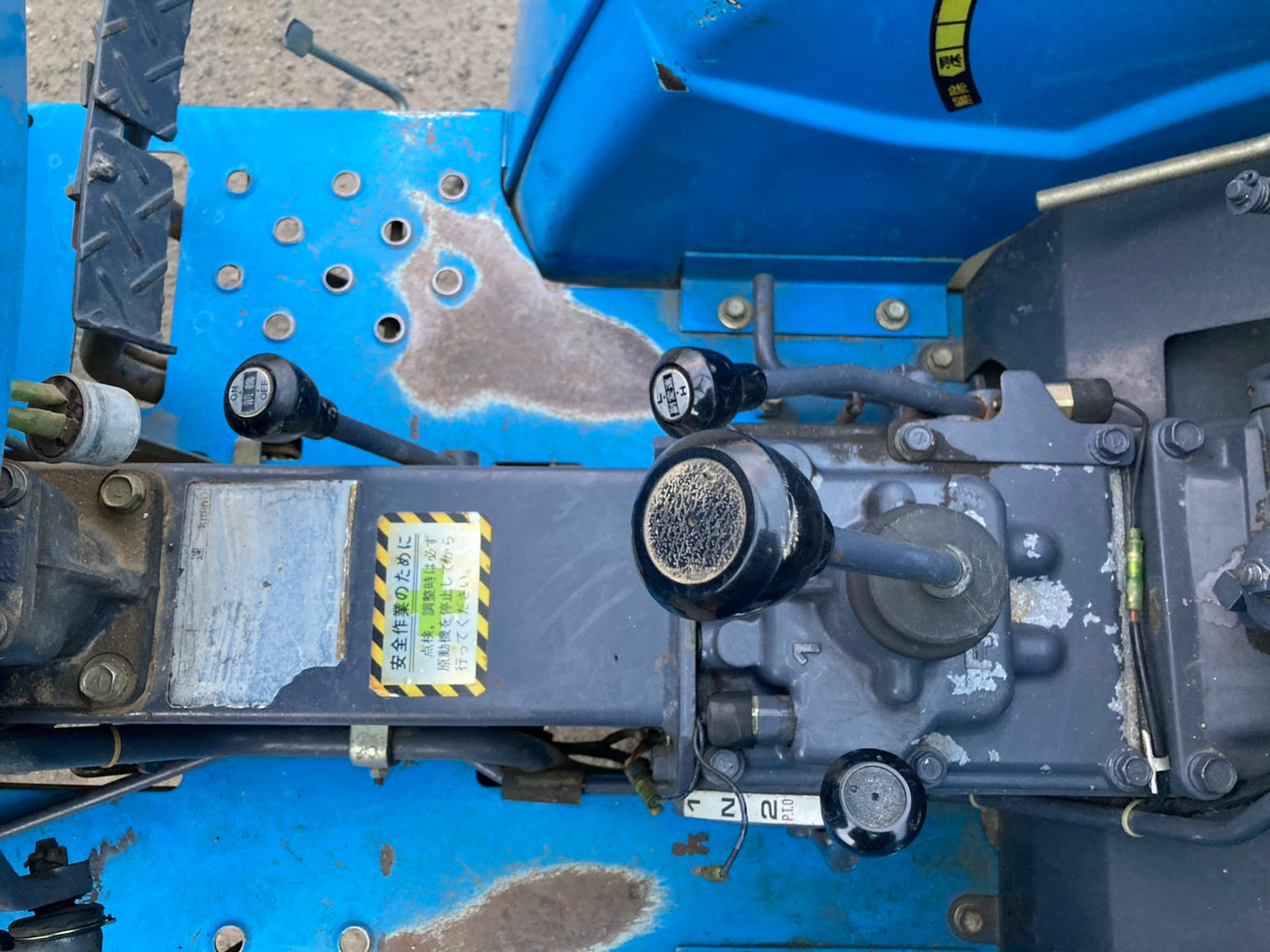 ミツビシ    中古   トラクター   MT1601D