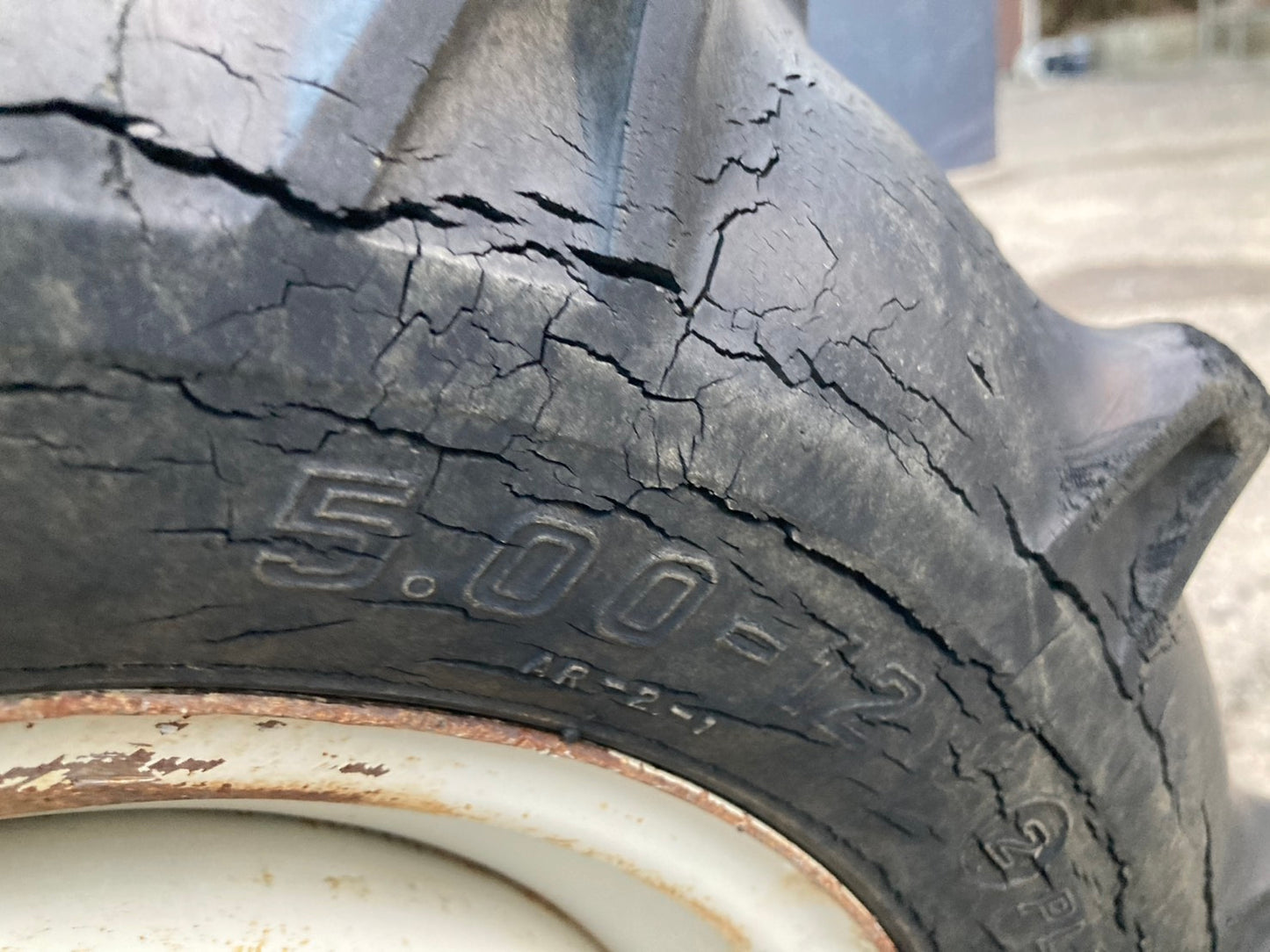 ミツビシ    中古   トラクター   MT1601D