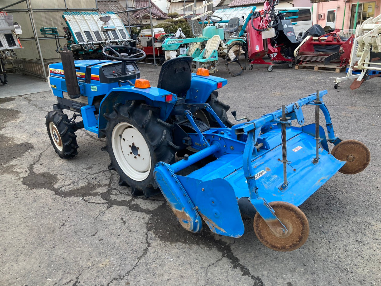 ミツビシ    中古   トラクター   MT1601D