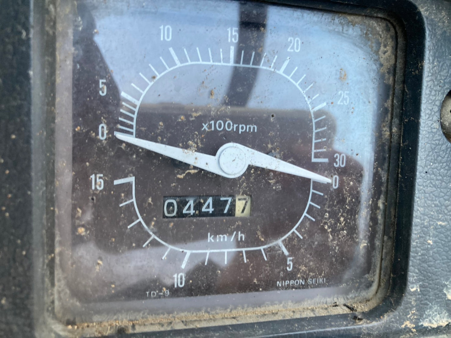 ミツビシ    中古   トラクター   MT1601D