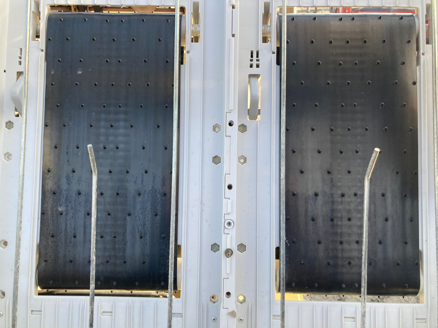 クボタ　中古　田植機　８条　直進キープ機能　NW8SFGS