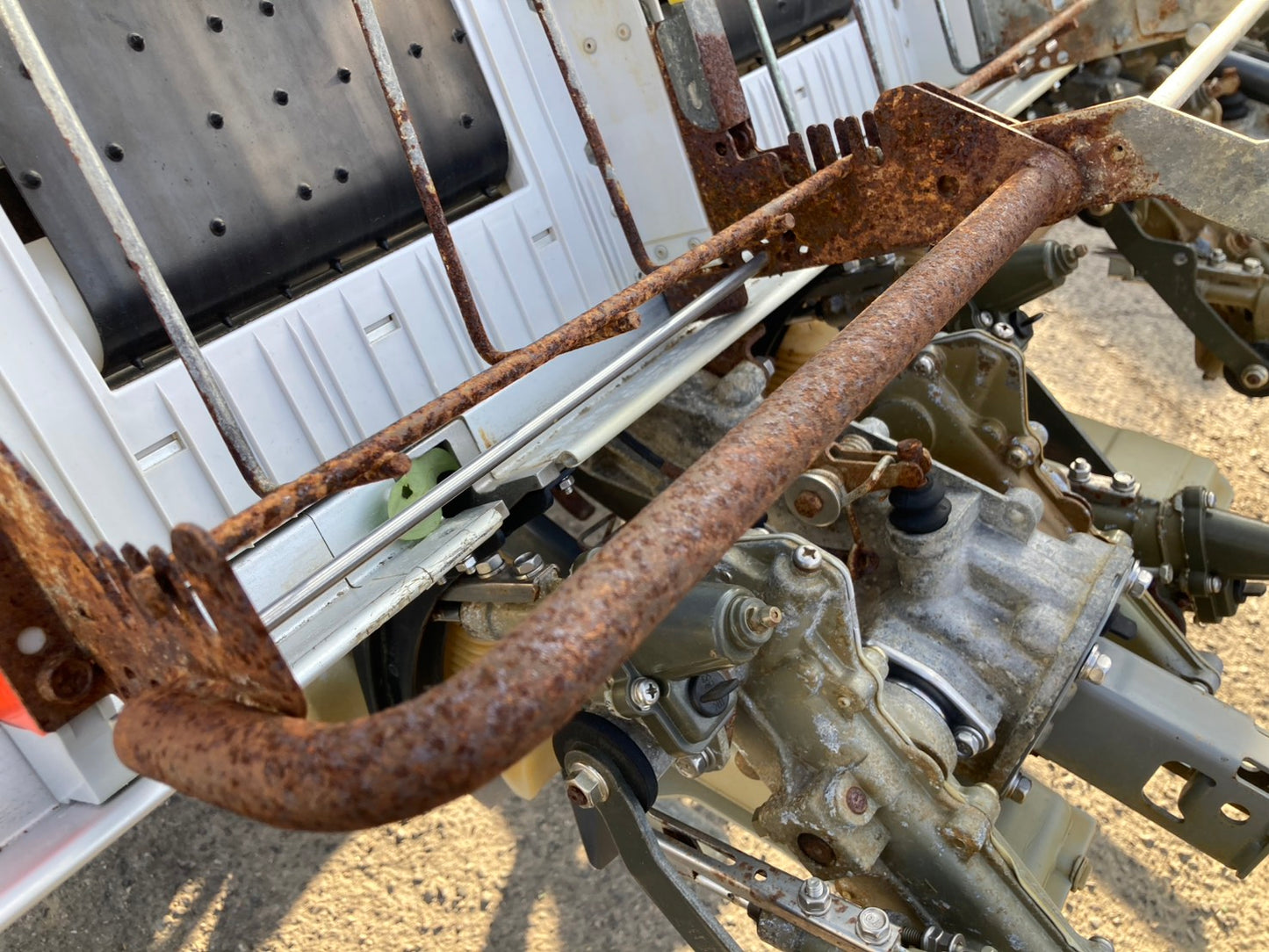 クボタ　中古　田植機　８条　直進キープ機能　NW8SFGS