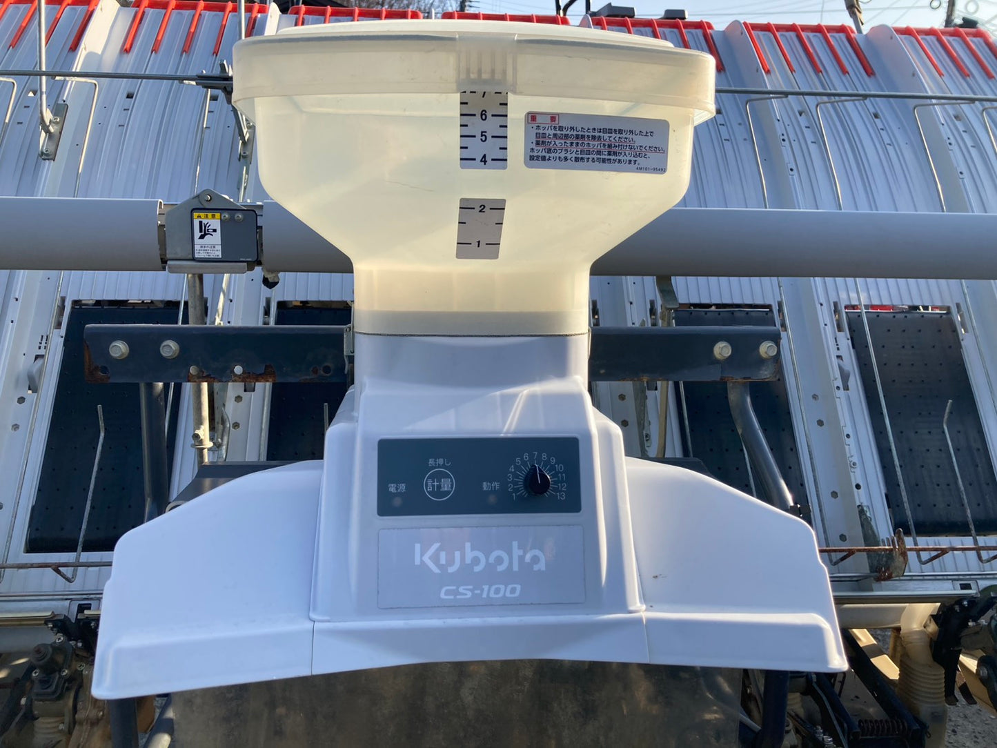 クボタ　中古　田植機　８条　直進キープ機能　NW8SFGS