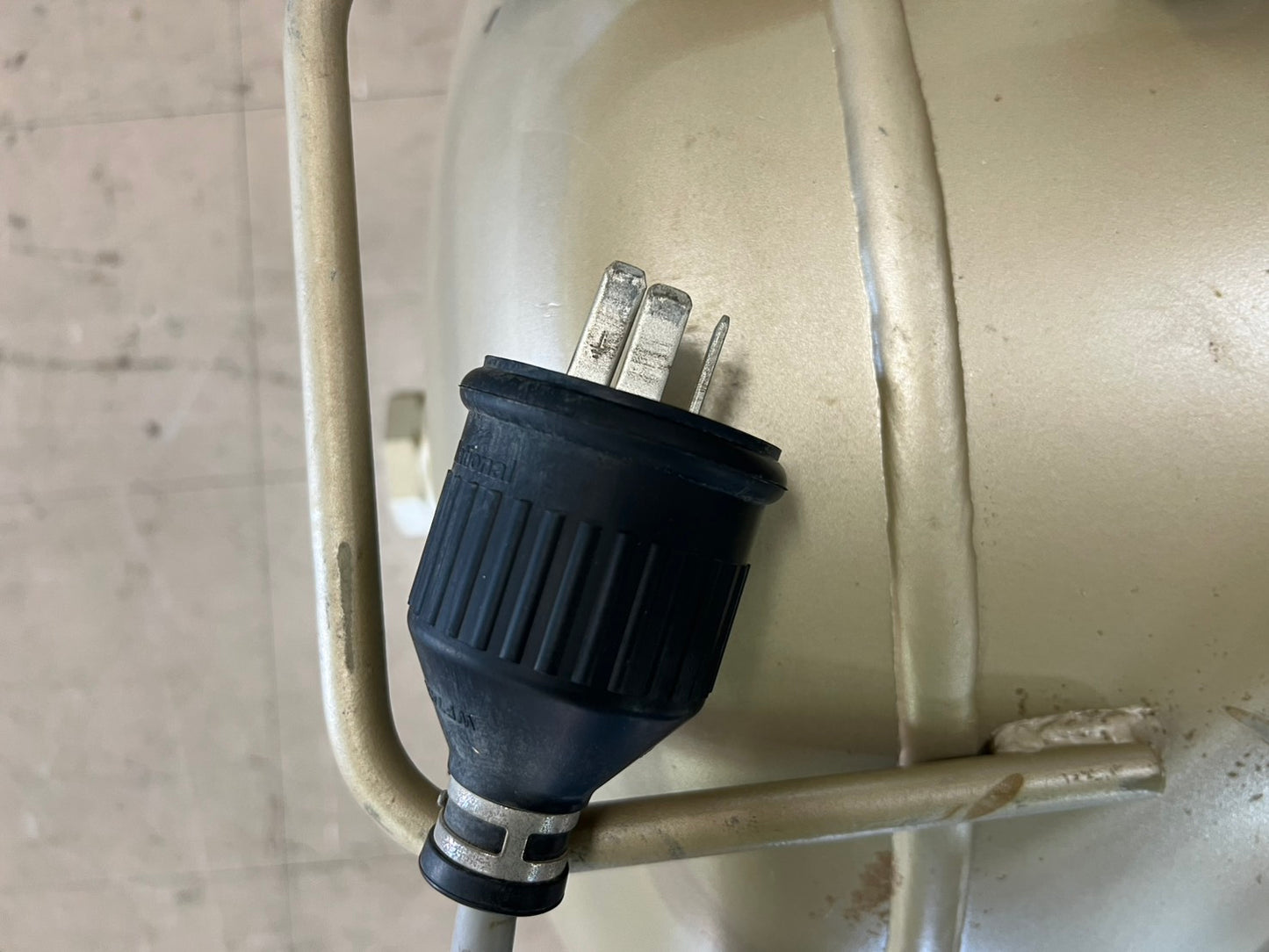 東芝　中古　コンプレッサー【3.7kw】＊SP145-37T10『茨城店　6369』