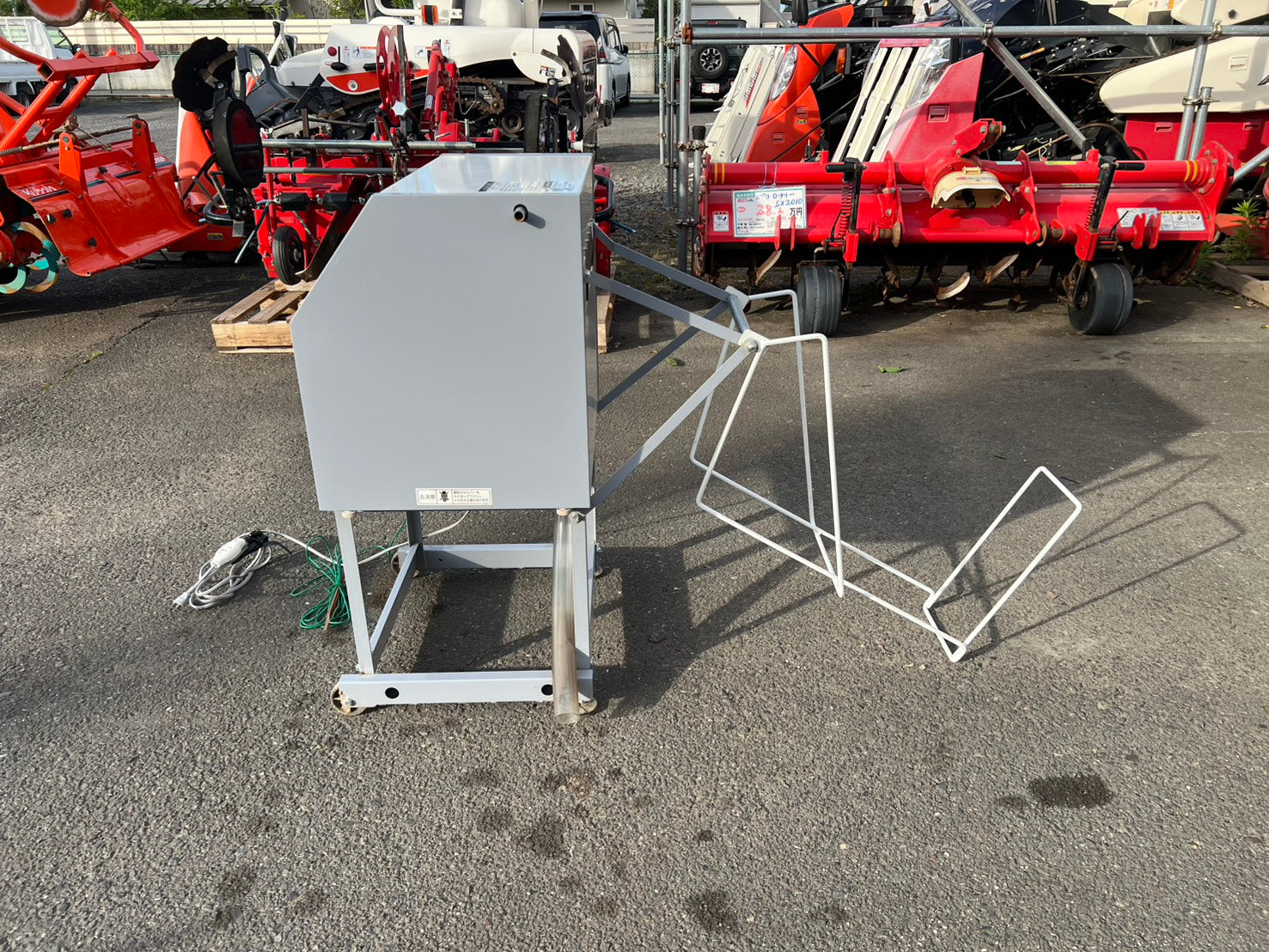 タイガーカワシマ 中古 苗箱洗浄機【最大400枚/時間】＊NBC-401『茨城