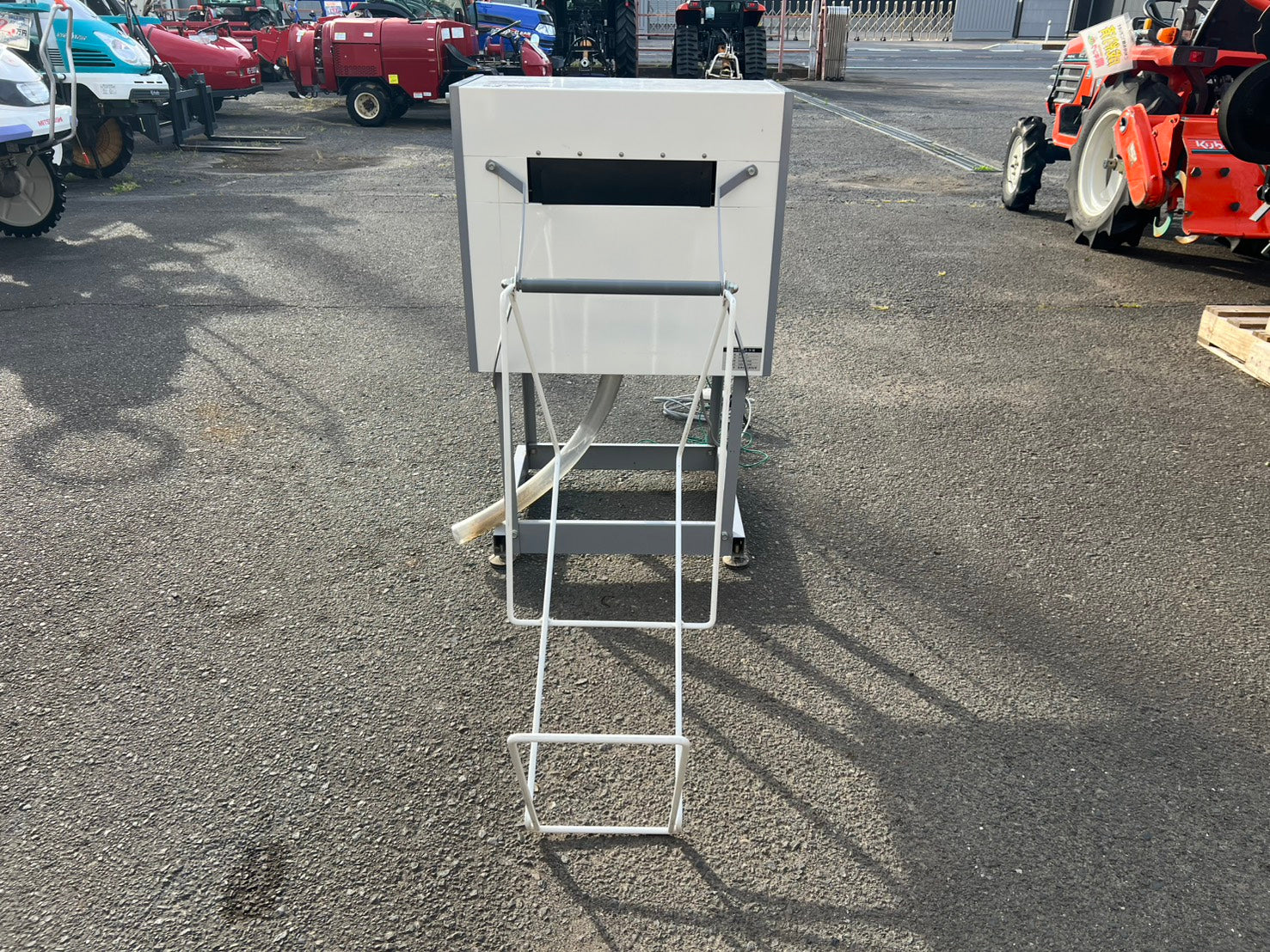 タイガーカワシマ 中古 苗箱洗浄機【最大400枚/時間】＊NBC-401『茨城