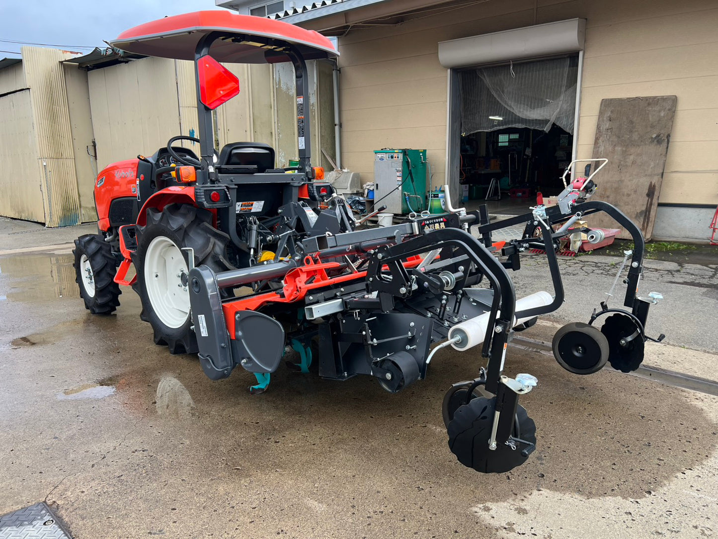 クボタ　中古　トラクター＋平高成形機【マルチキット】＊NB21SPMA＋RSP14N＋SDシリーズ『茨城店　6392』