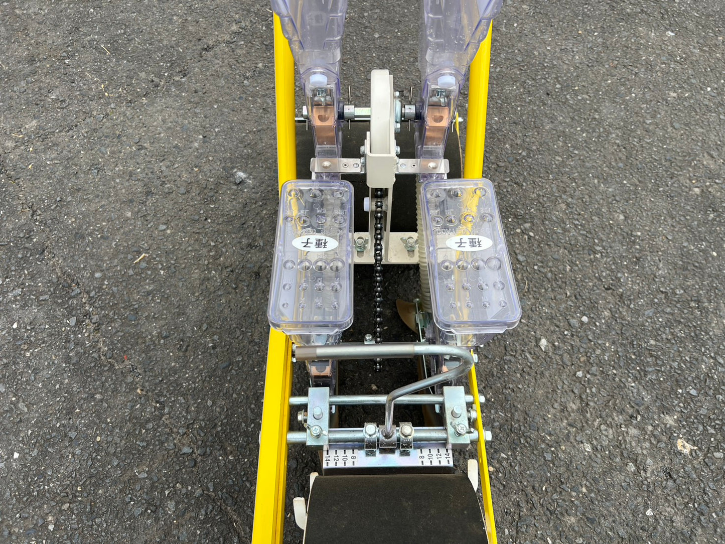 アグリテクノサーチ　中古　播種機＋農薬散布装置【人参にて使用】＊AP-2＋AP-2N『茨城店　6427』