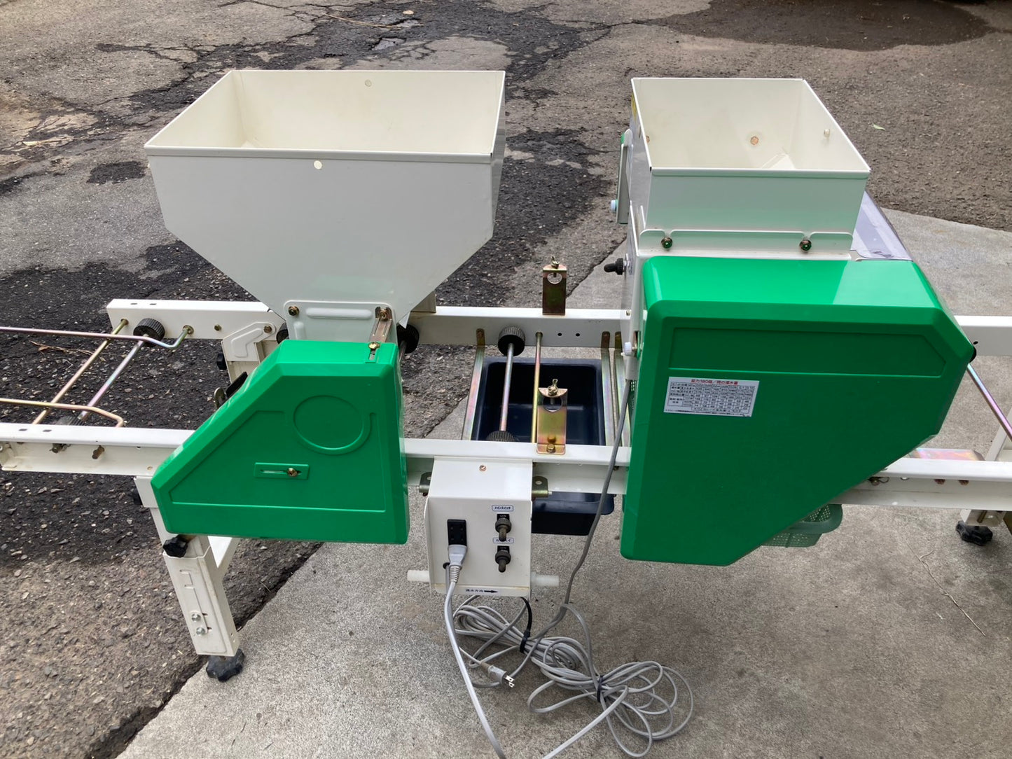 スズテック　中古　播種機　HK-157K