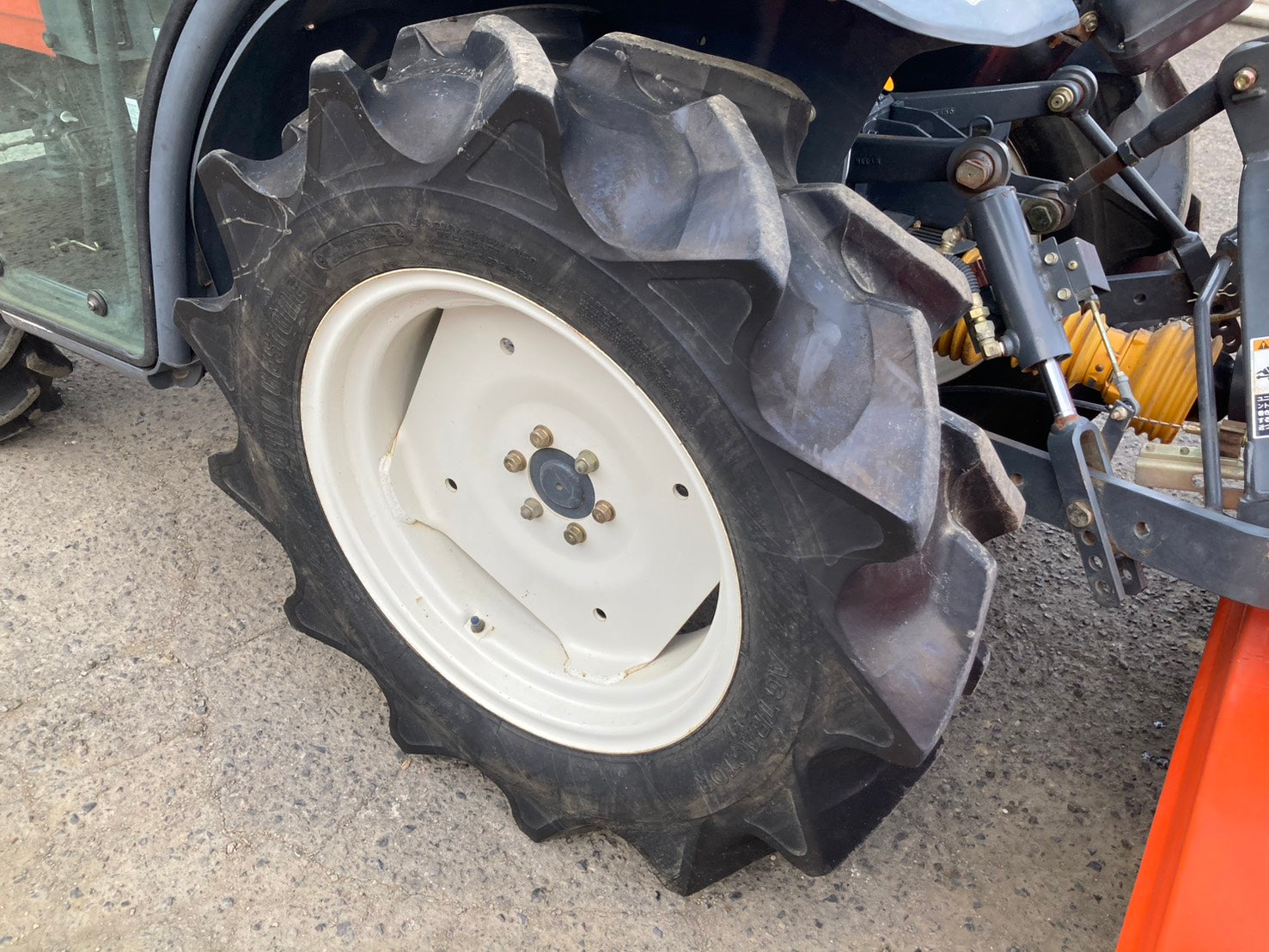 クボタ 中古 トラクター 577時間 26馬力 BB260 – 農キング