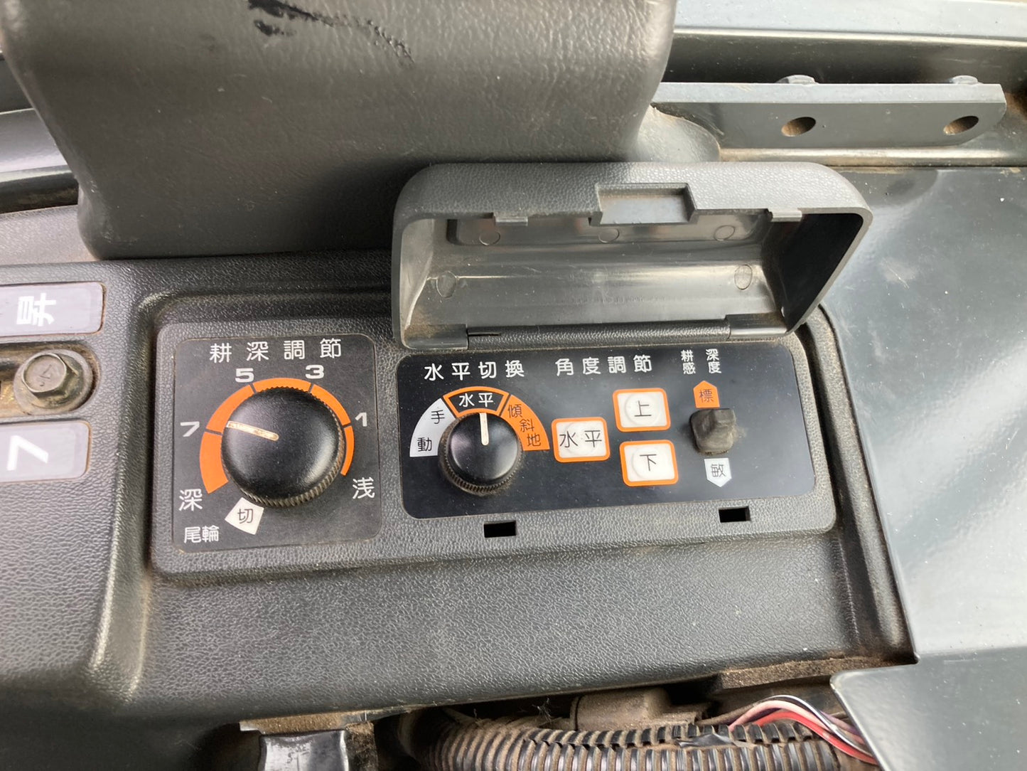 クボタ　中古　トラクター　577時間　26馬力　BB260
