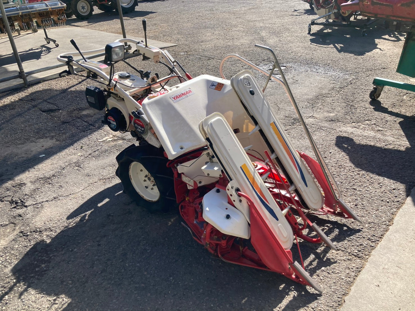 ヤンマー　中古　バインダー　2条　Be65A