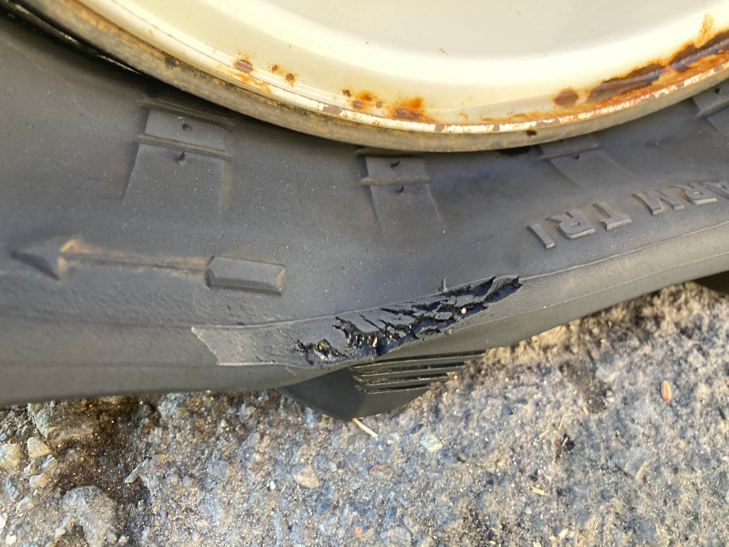 ヤンマー　中古　バインダー　2条　Be65A